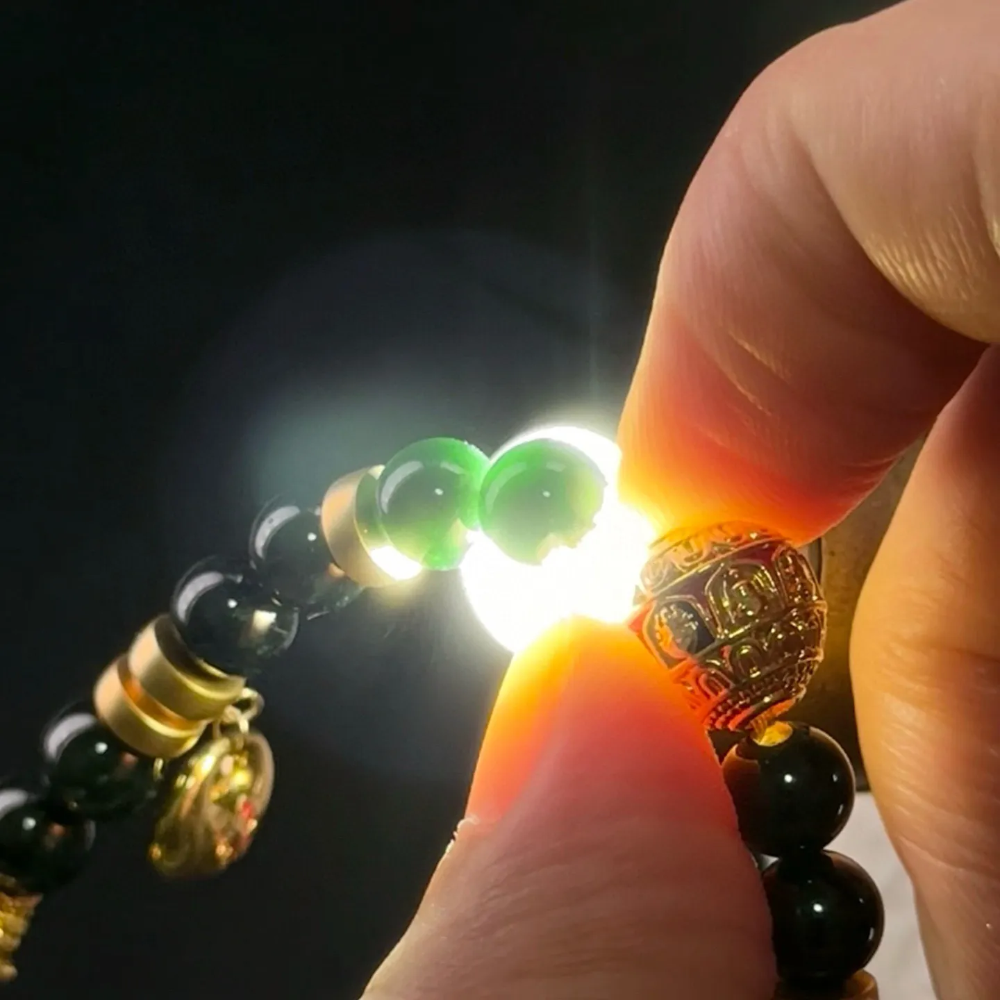 精品18k墨翠珠子手串 种好色正 黑度极好 打灯通透 油性十足 尺寸6.4