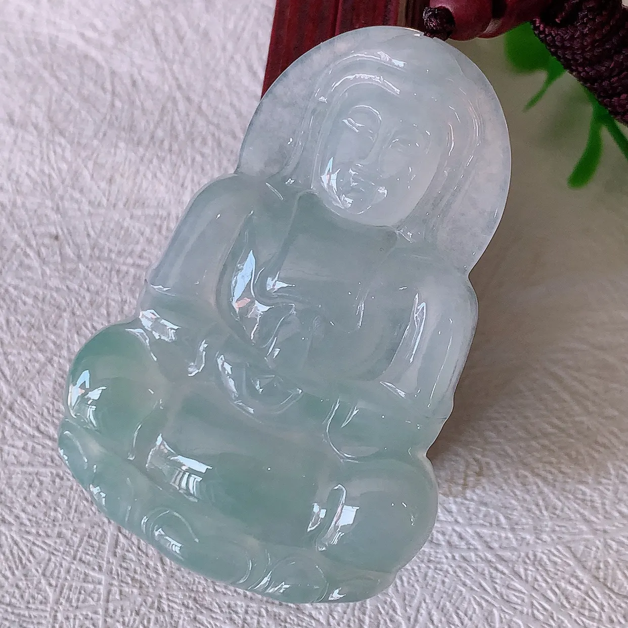 自然光实拍，冰胶翡翠正装观音吊坠，赐福翡翠观音，冰透，观音庇佑守护 ，送礼或自留佳选！#46.15