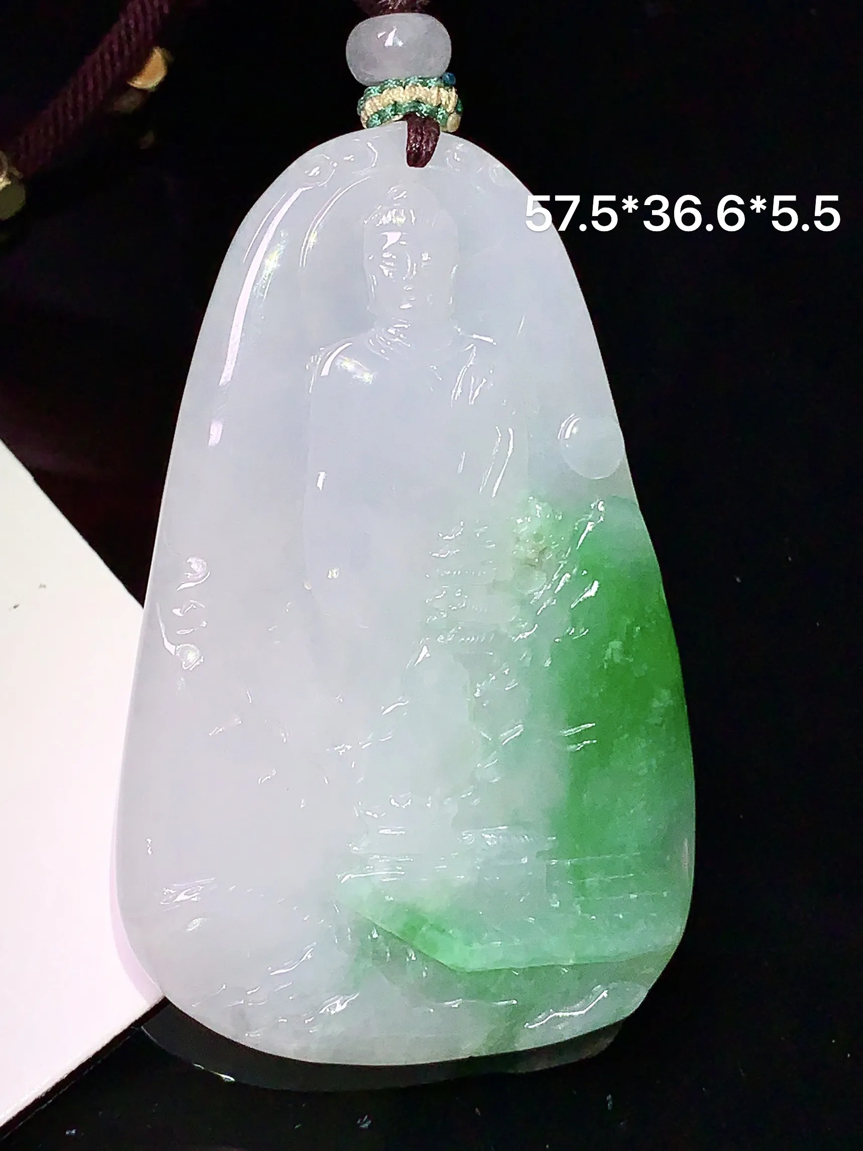 飘绿观音吊坠 玉质细腻 色泽清新艳丽 整体尺寸57.5*36.6*5.5
