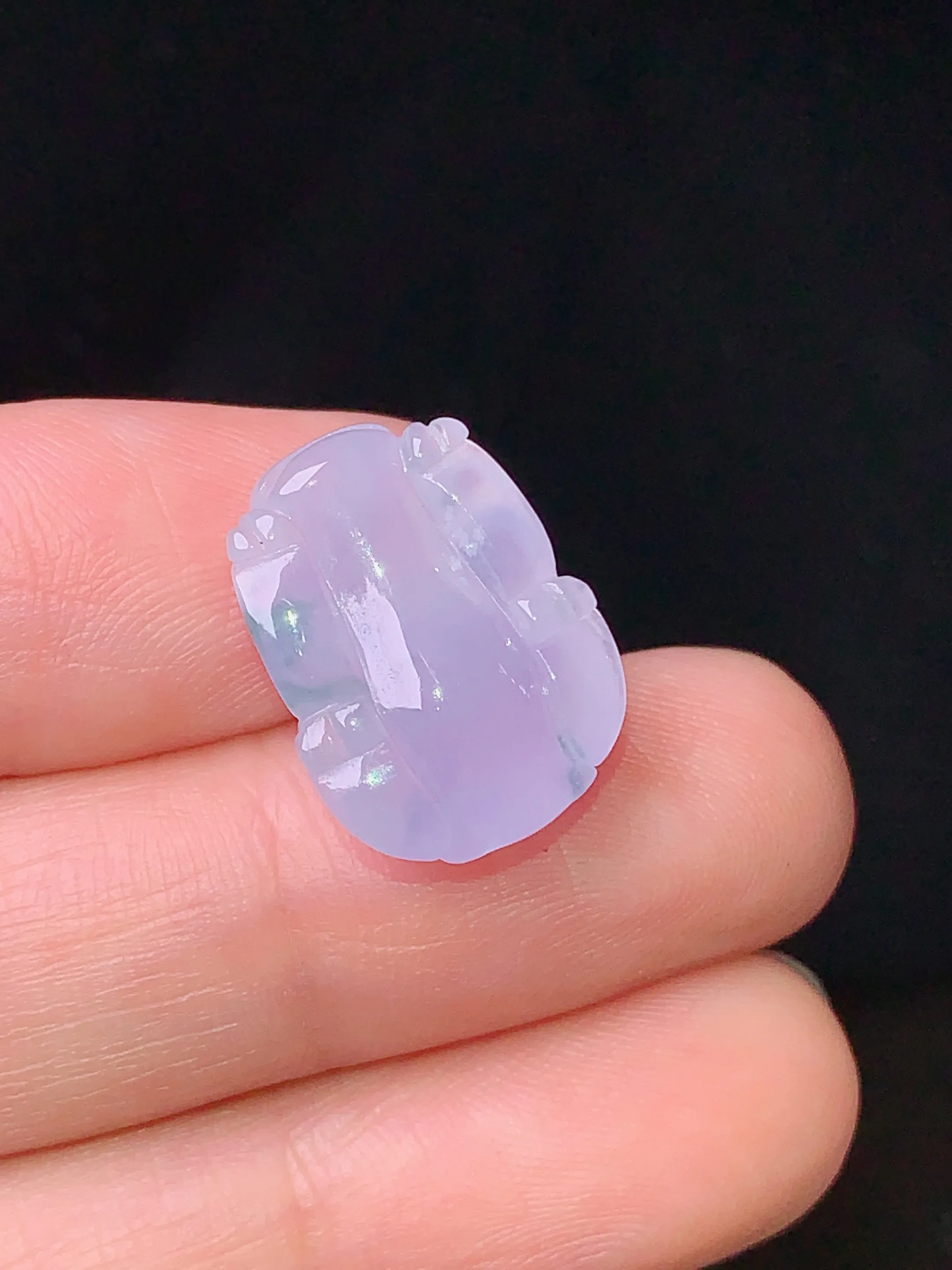 镶嵌 紫罗兰貔貅 玉质细腻 色泽清新艳丽 整体尺寸17.2*13*7.5