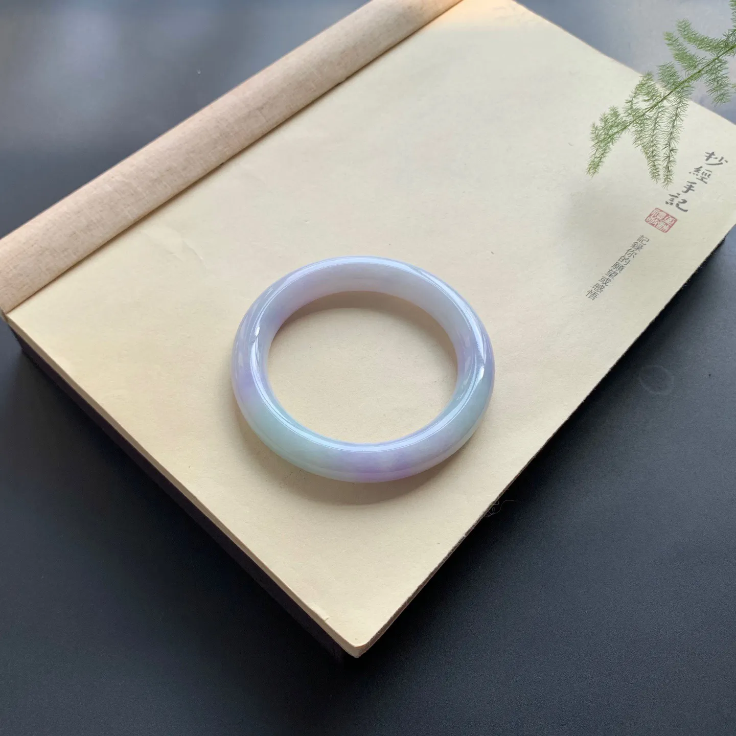 60圈口紫罗兰圆条手镯 尺寸：60-12-11.3，无纹裂，细腻光滑，条形饱满