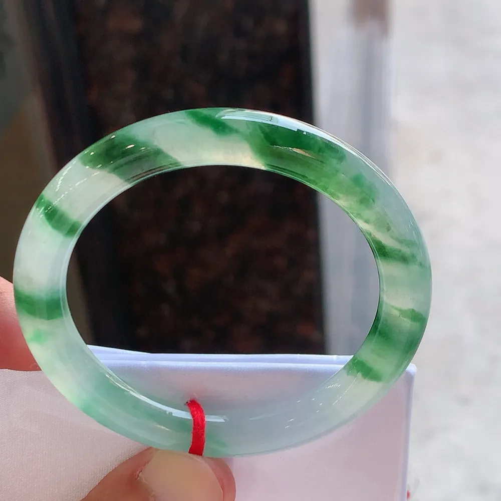 圆条冰玻绿花 微纹 尺寸:51.1/8.3 花美 种水好