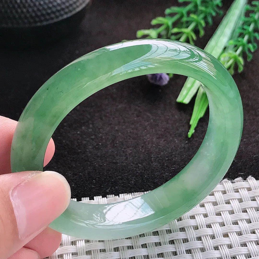 自然光52.5/45/12.6/7.6老坑冰种果冻胶冰晴绿贵妃手镯翡翠玉镯子美人镯手环
