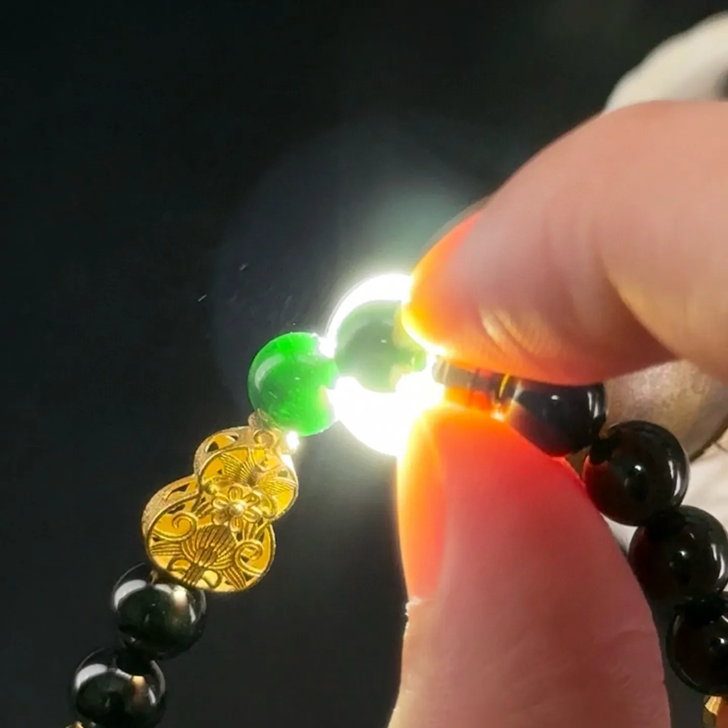 精品18k墨翠珠子手串 种好色正 黑度极好 打灯通透 油性十足 尺寸6.4