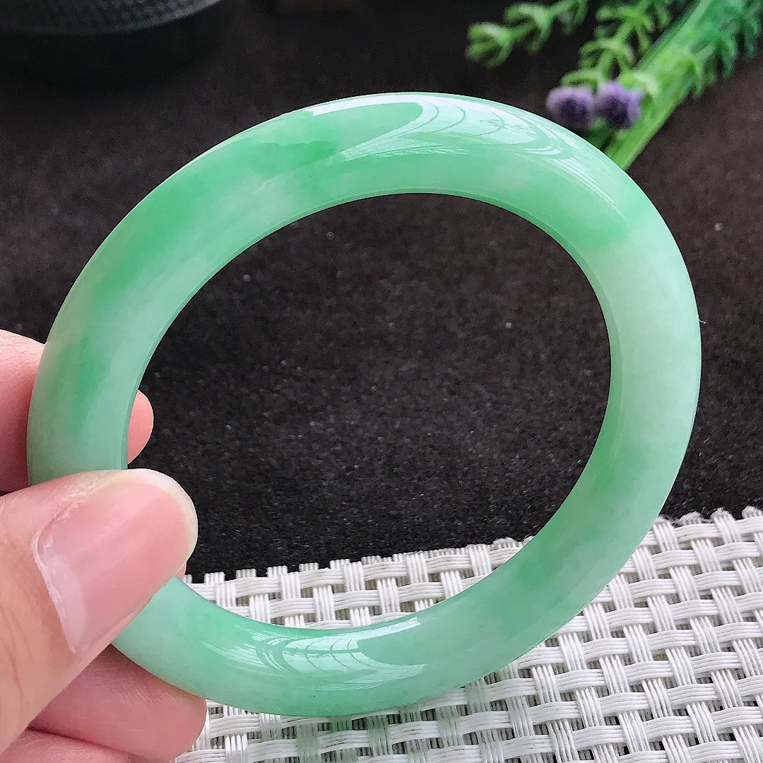 自然光54.5/10.1/9.8老坑温润满绿圆条手镯翡翠玉镯子美人镯手环