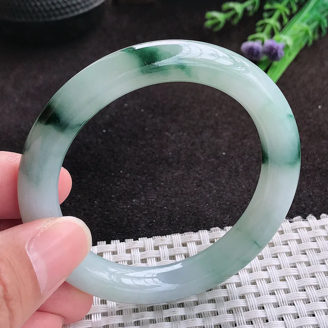 自然光53/10.2/9.3老坑精美温润飘花圆条手镯翡翠玉镯子美人镯手环