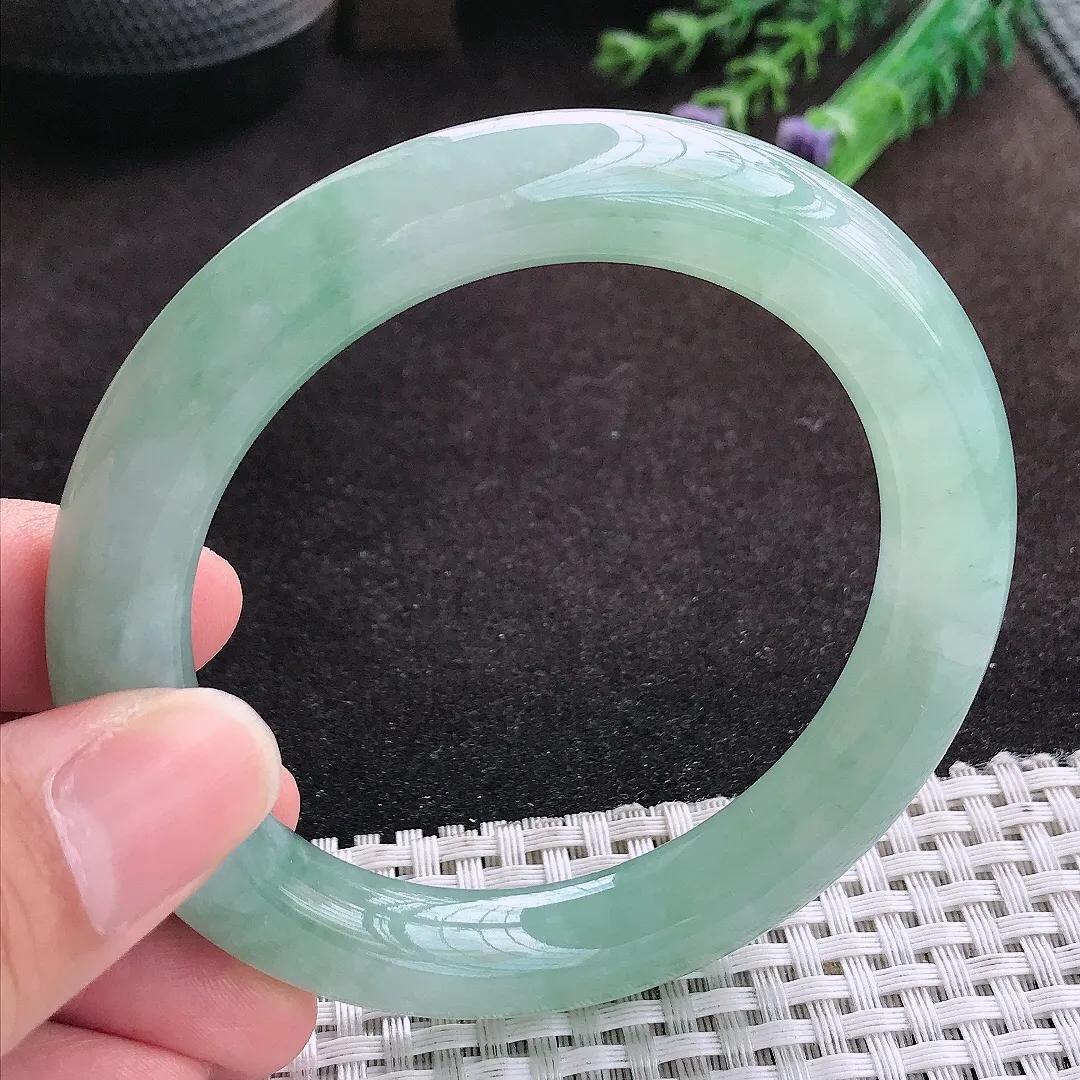自然光57.5/11老坑冰润起胶冰晴绿圆条手镯翡翠玉镯子美人镯手环