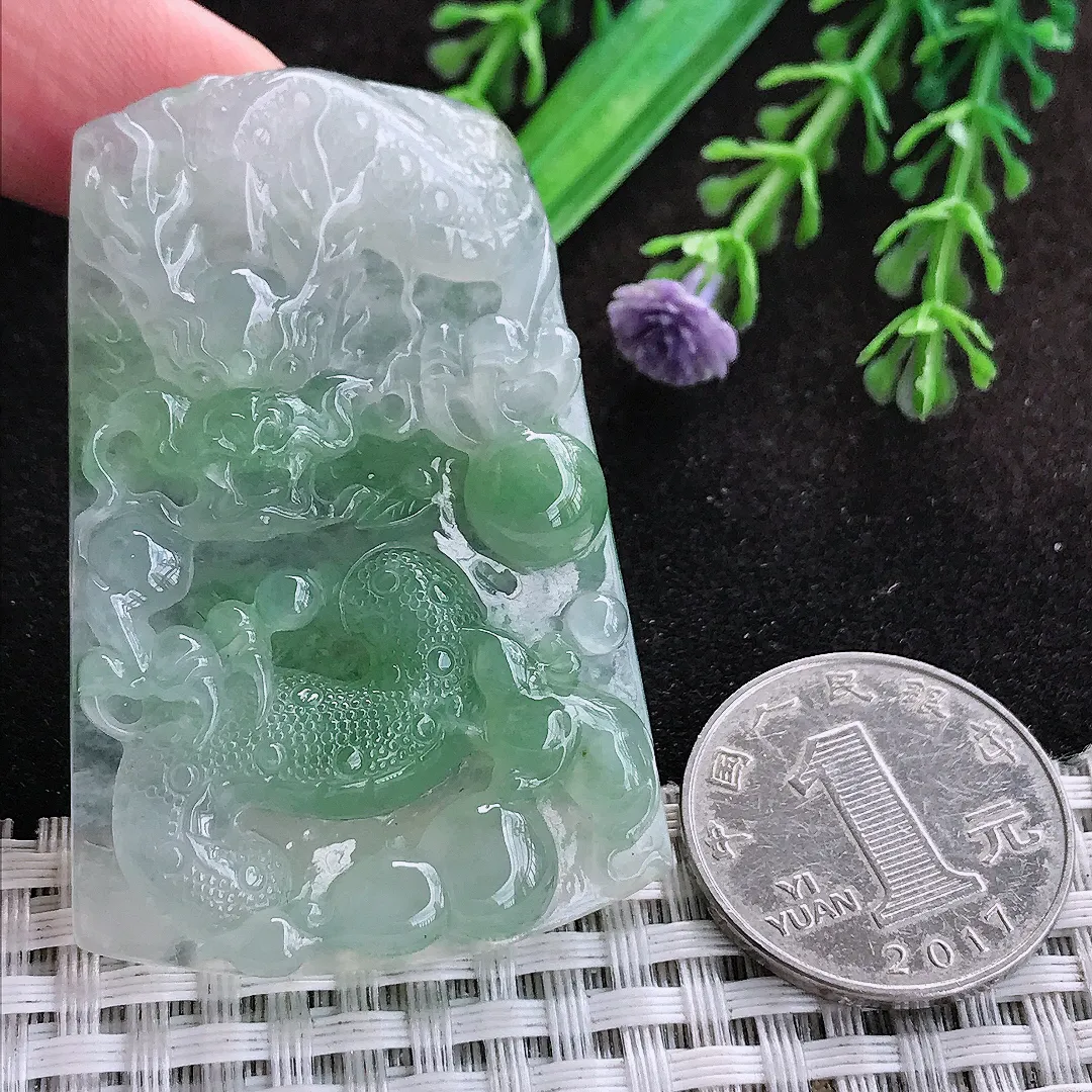 自然光55.6/36/7.3老坑冰胶果冻飘花龙牌挂件翡翠玉坠吊坠百搭