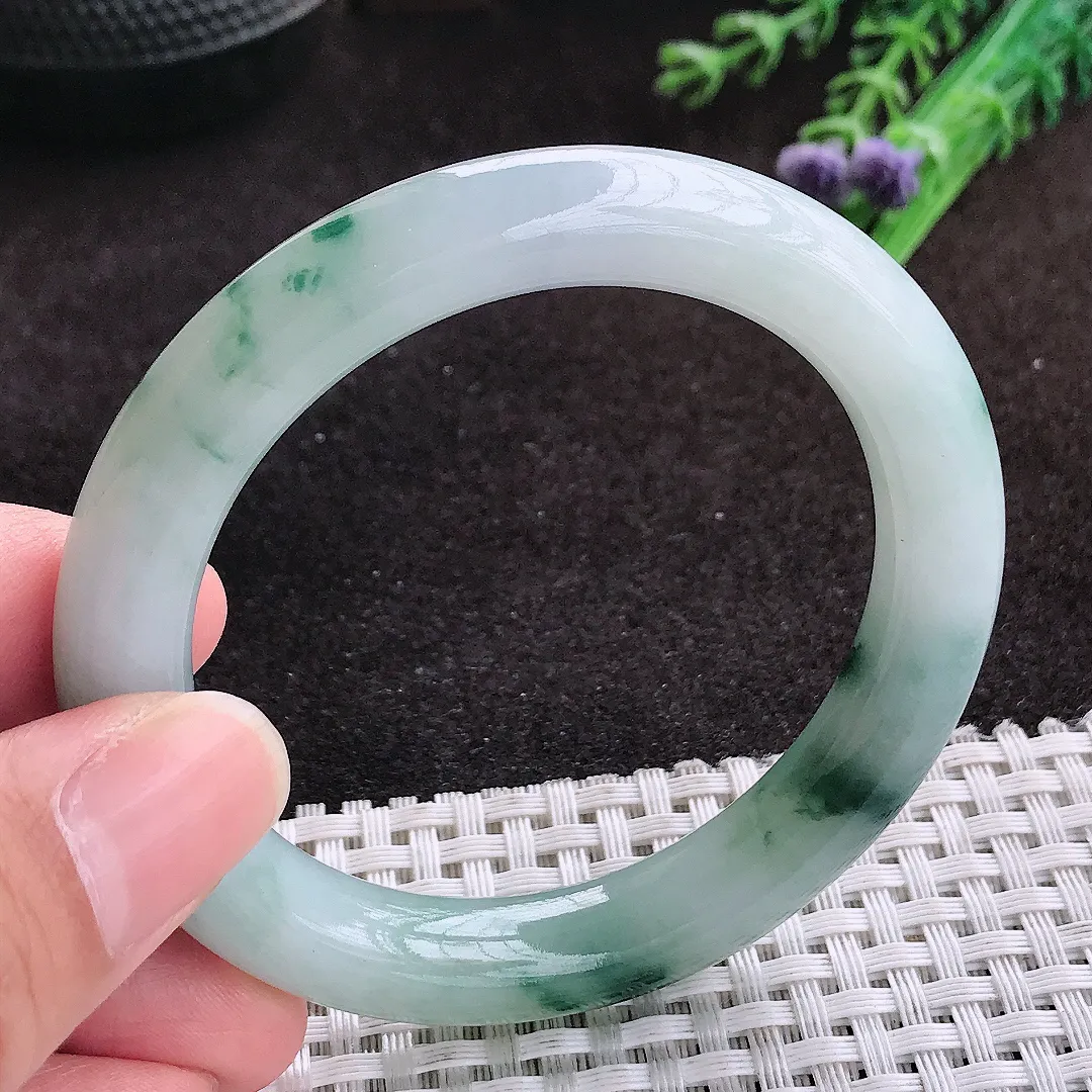 自然光53/10.2/9.3老坑精美温润飘花圆条手镯翡翠玉镯子美人镯手环