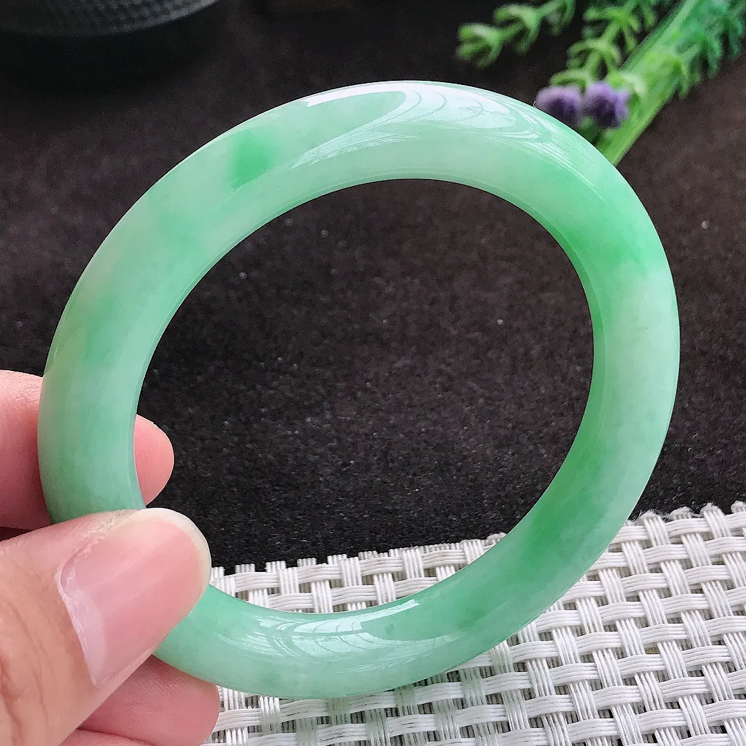 自然光54.5/10.1/9.8老坑温润满绿圆条手镯翡翠玉镯子美人镯手环