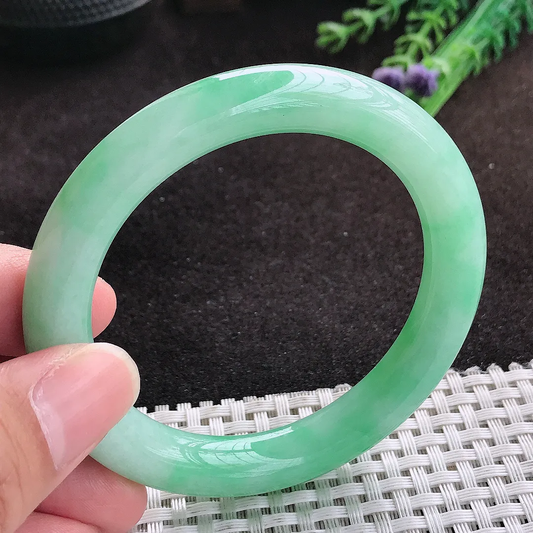 自然光54.5/10.1/9.8老坑温润满绿圆条手镯翡翠玉镯子美人镯手环