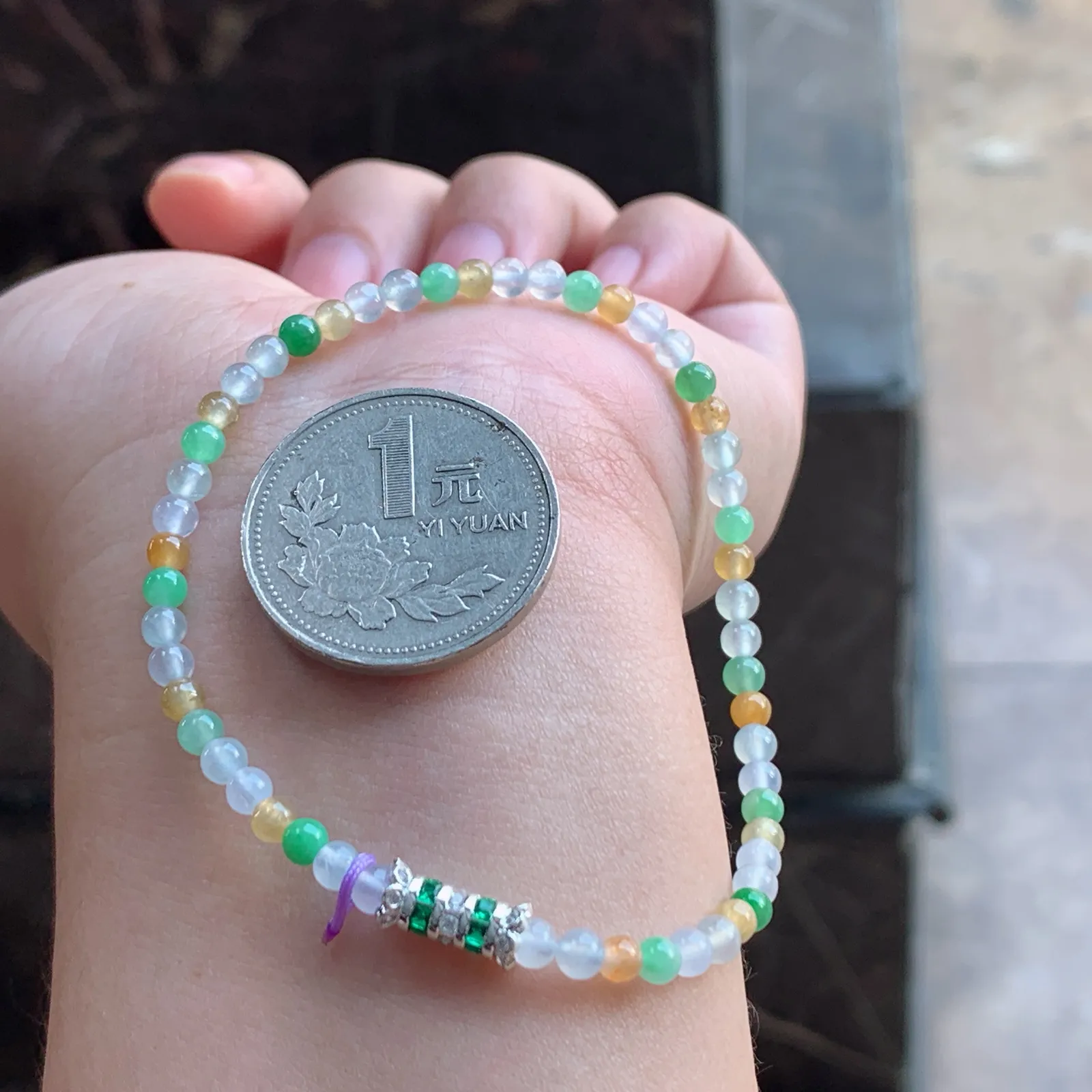 马卡龙色手串

尺寸3.6