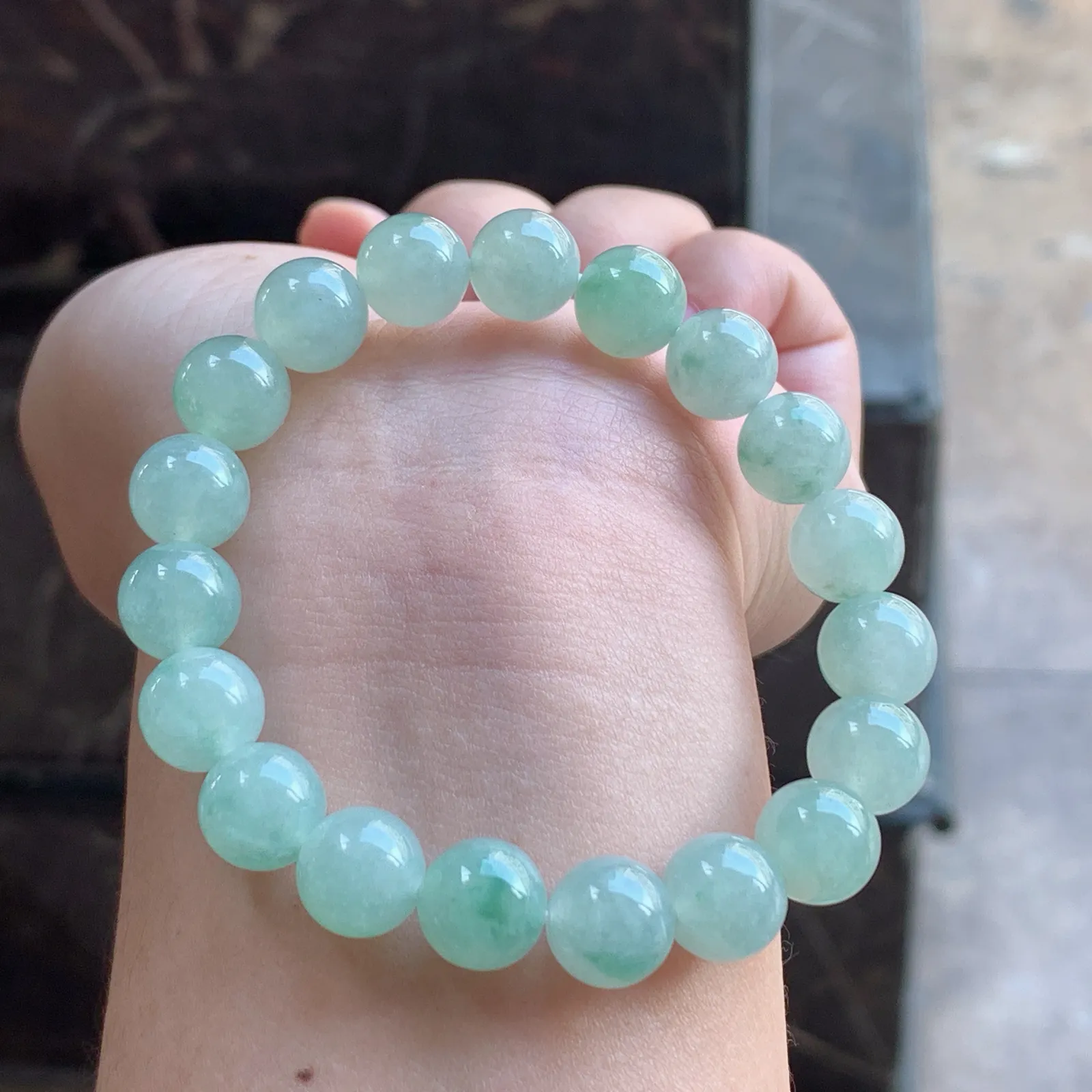 冰晴水飘花手串

尺寸10