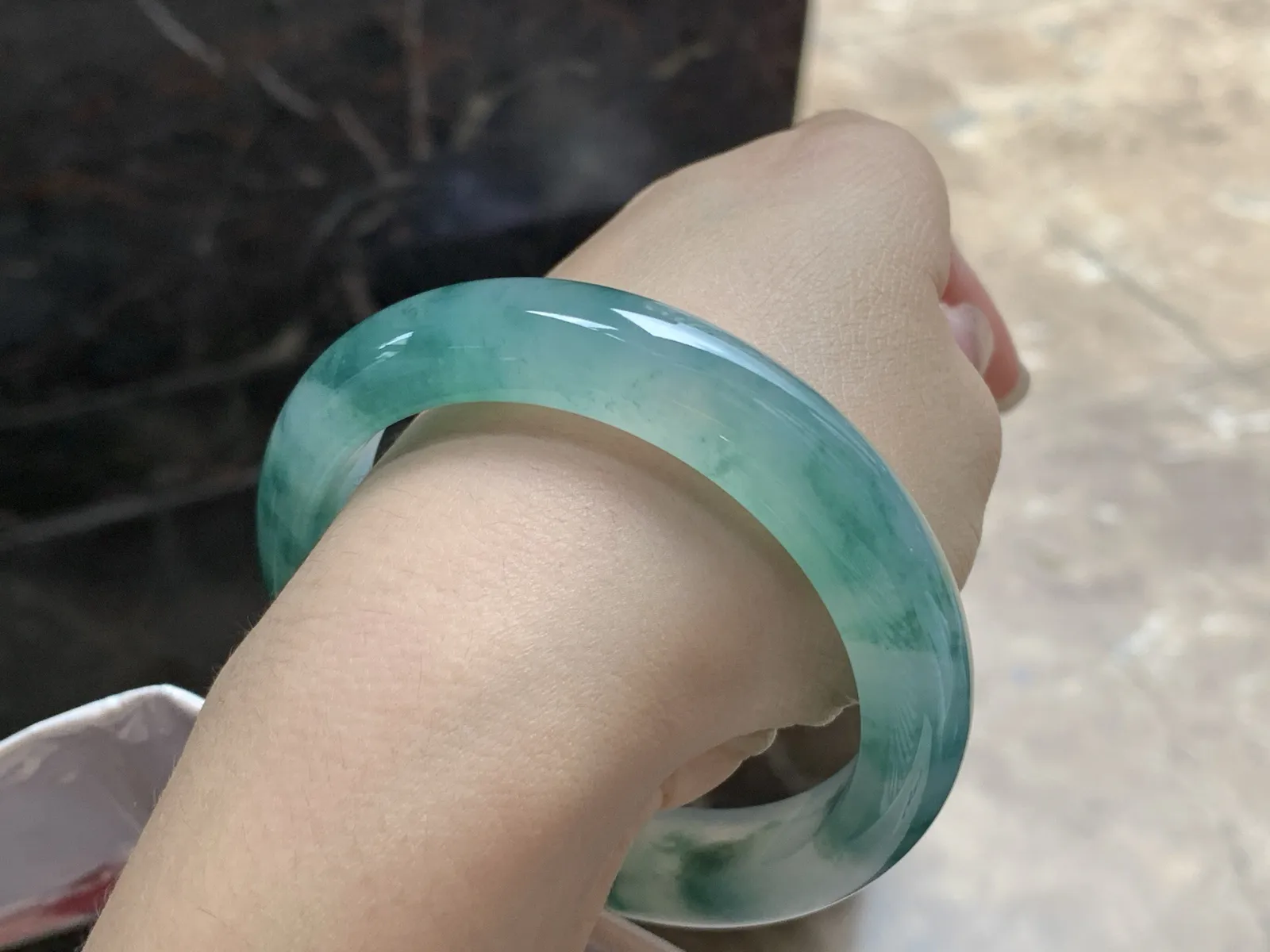 57-12.7-8.8

冰蓝花手镯^_^飘花浓郁