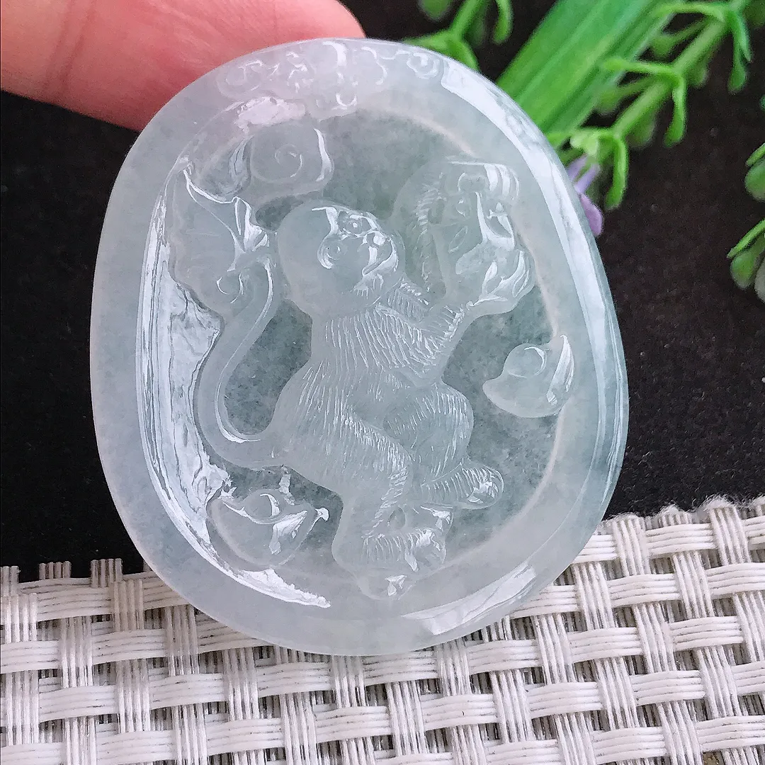 自然光49/42.6/5.1老坑冰透果冻胶白冰生肖猴挂件翡翠玉坠吊坠百搭