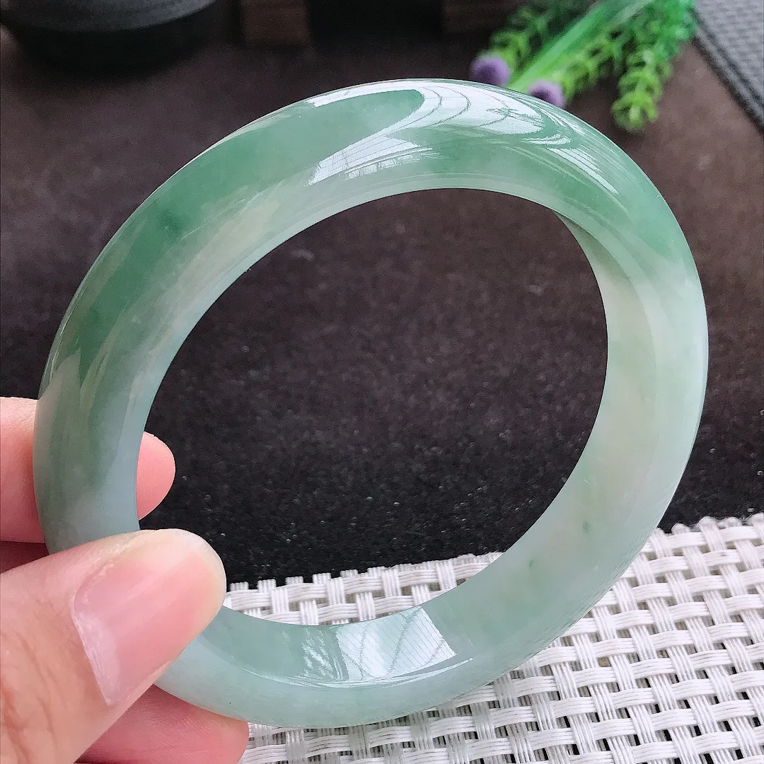 自然光63.8/13.3/9.8老坑冰胶果冻飘花大圈口手镯宽边翡翠玉镯手环