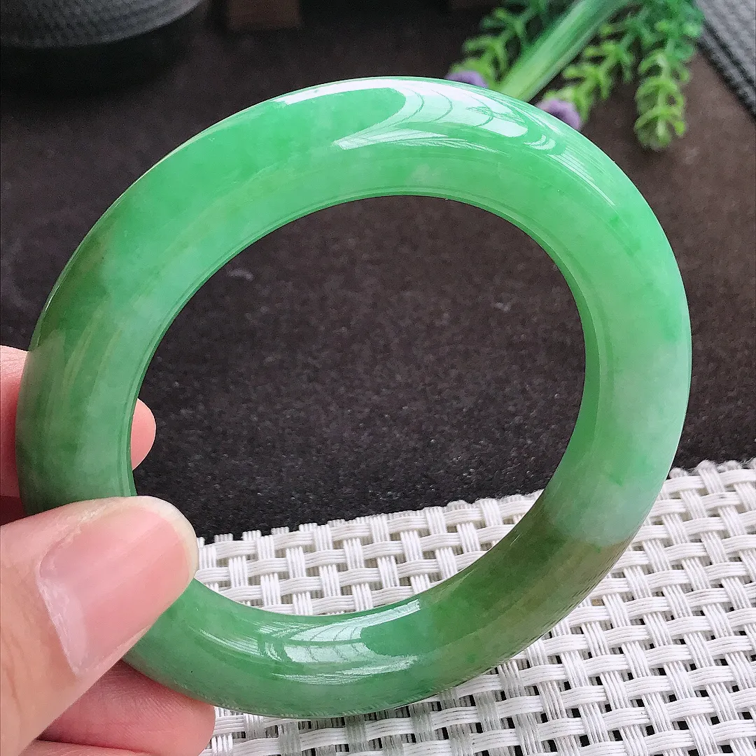 自然光55/12.4/12.1老坑精美满绿阳绿圆条手镯翡翠玉镯手环