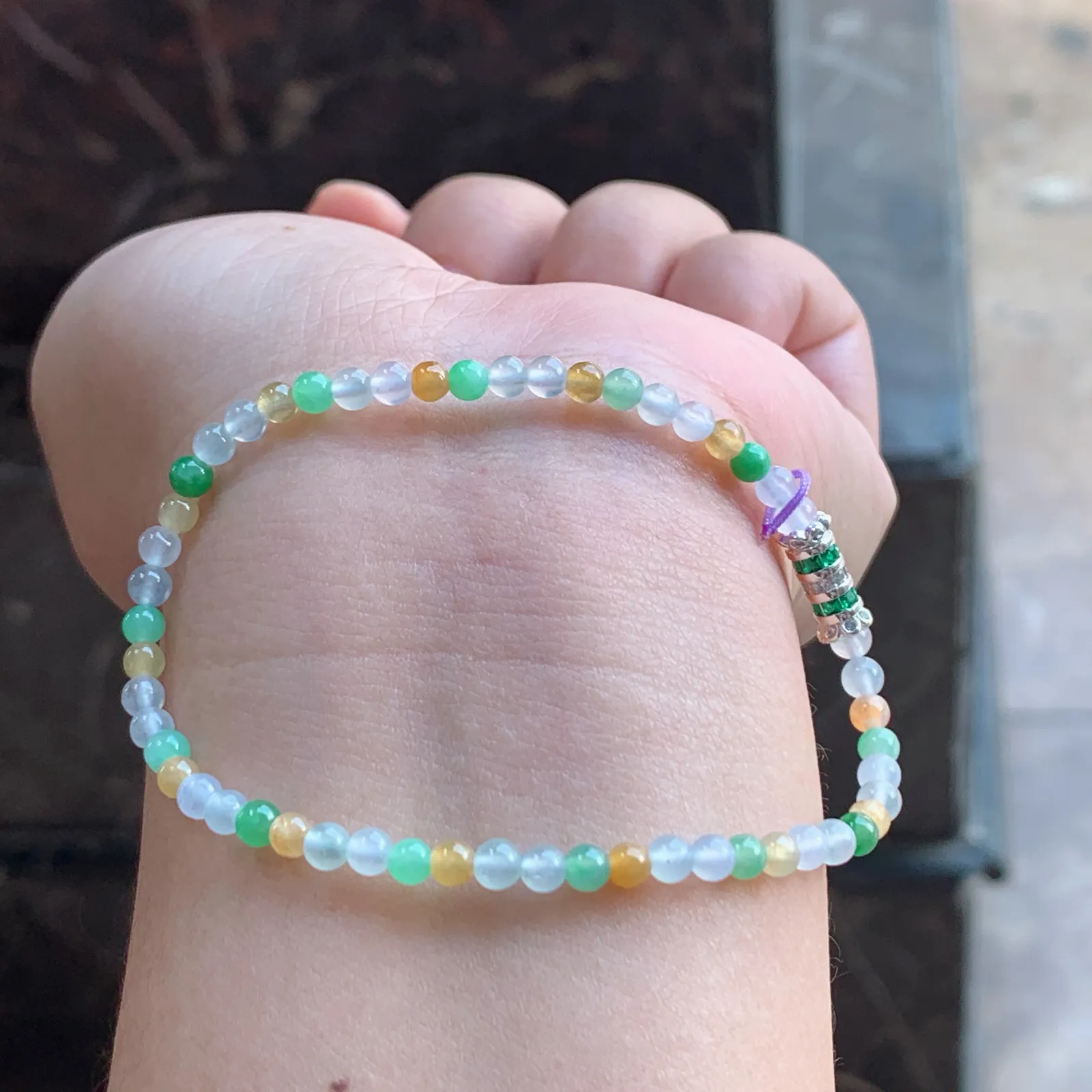 马卡龙色手串

尺寸3.6