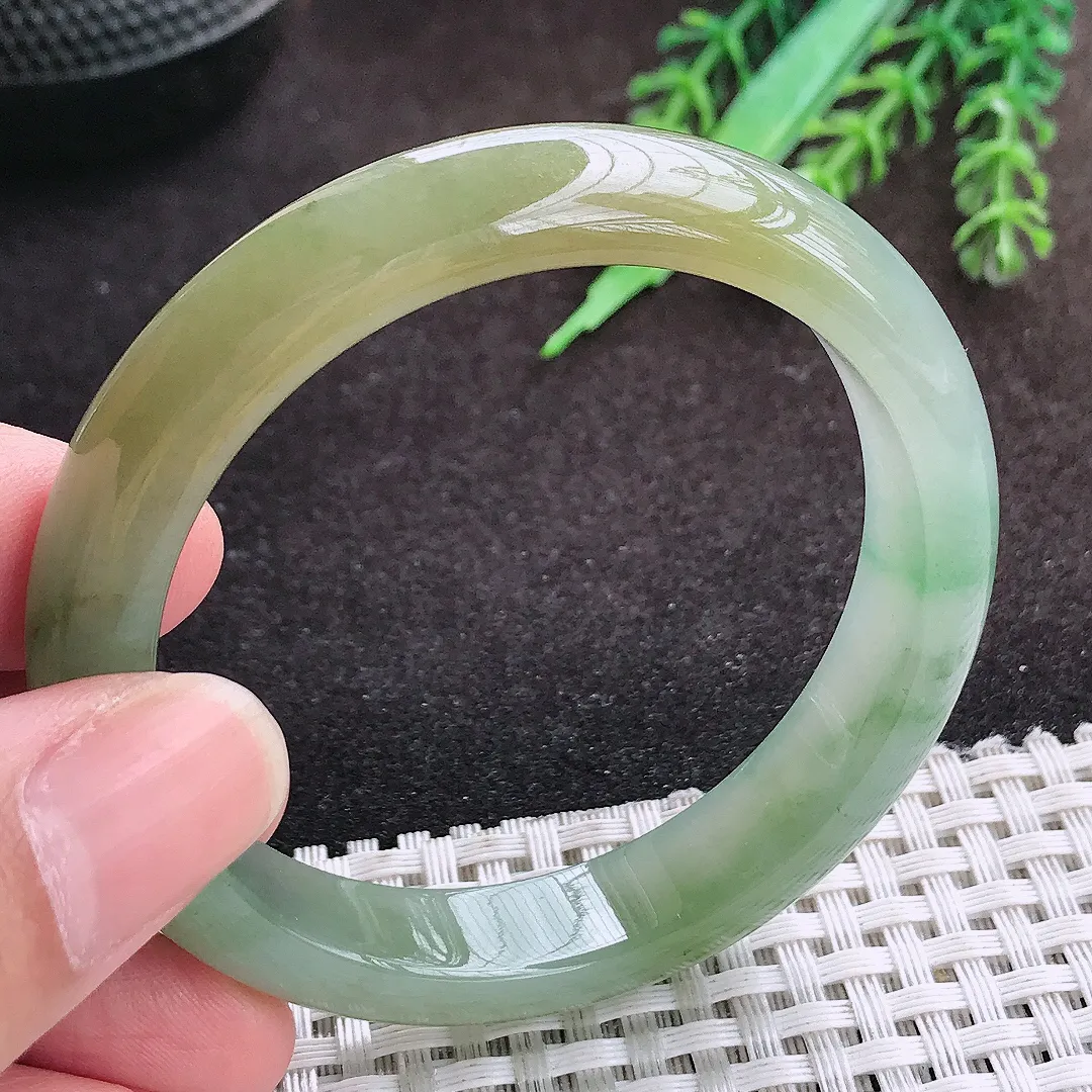 自然光52/11.1/7.3老坑冰胶水灵黄加绿手镯宽边翡翠玉镯手环小圈口