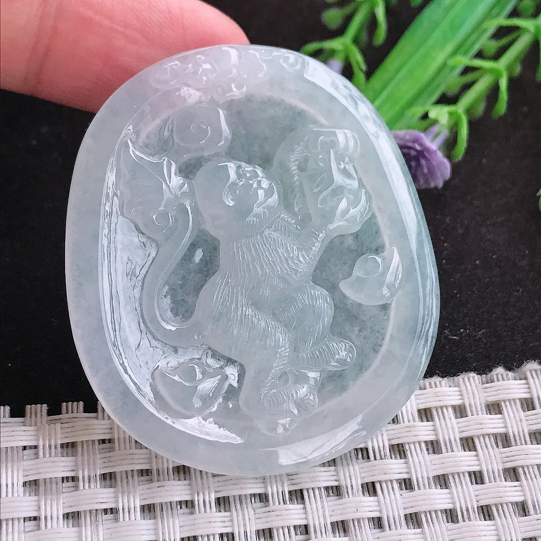 自然光49/42.6/5.1老坑冰透果冻胶白冰生肖猴挂件翡翠玉坠吊坠百搭