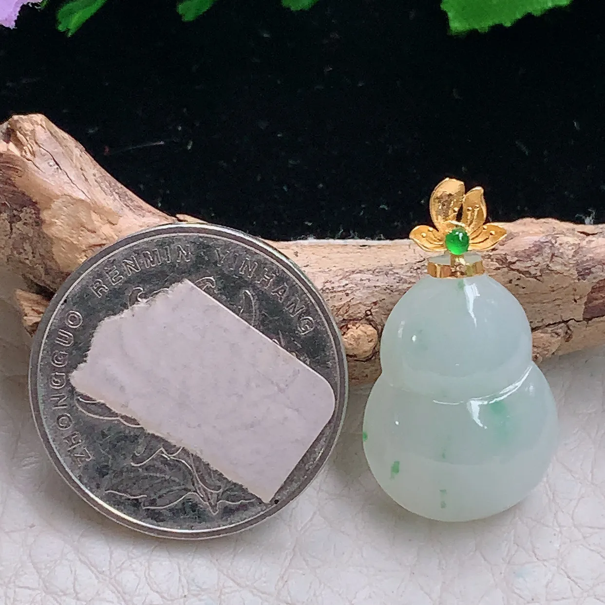 zzx自然光27.8*15.7*7天然缅甸翡翠冰飘绿花女款葫芦玉吊坠 玉挂件