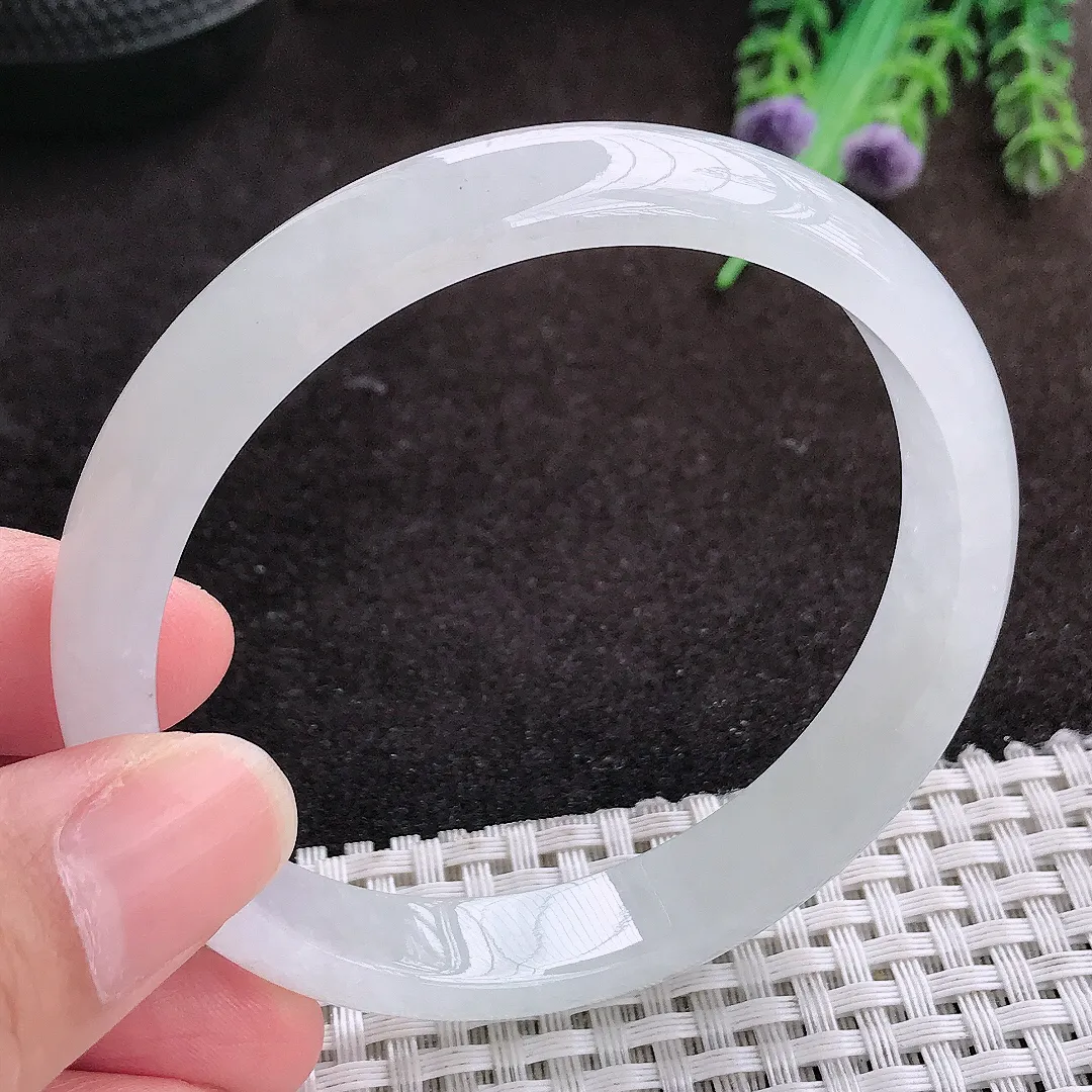 自然光59.8/11.2/6.5老坑冰透起胶白月光手镯宽边翡翠玉镯手环