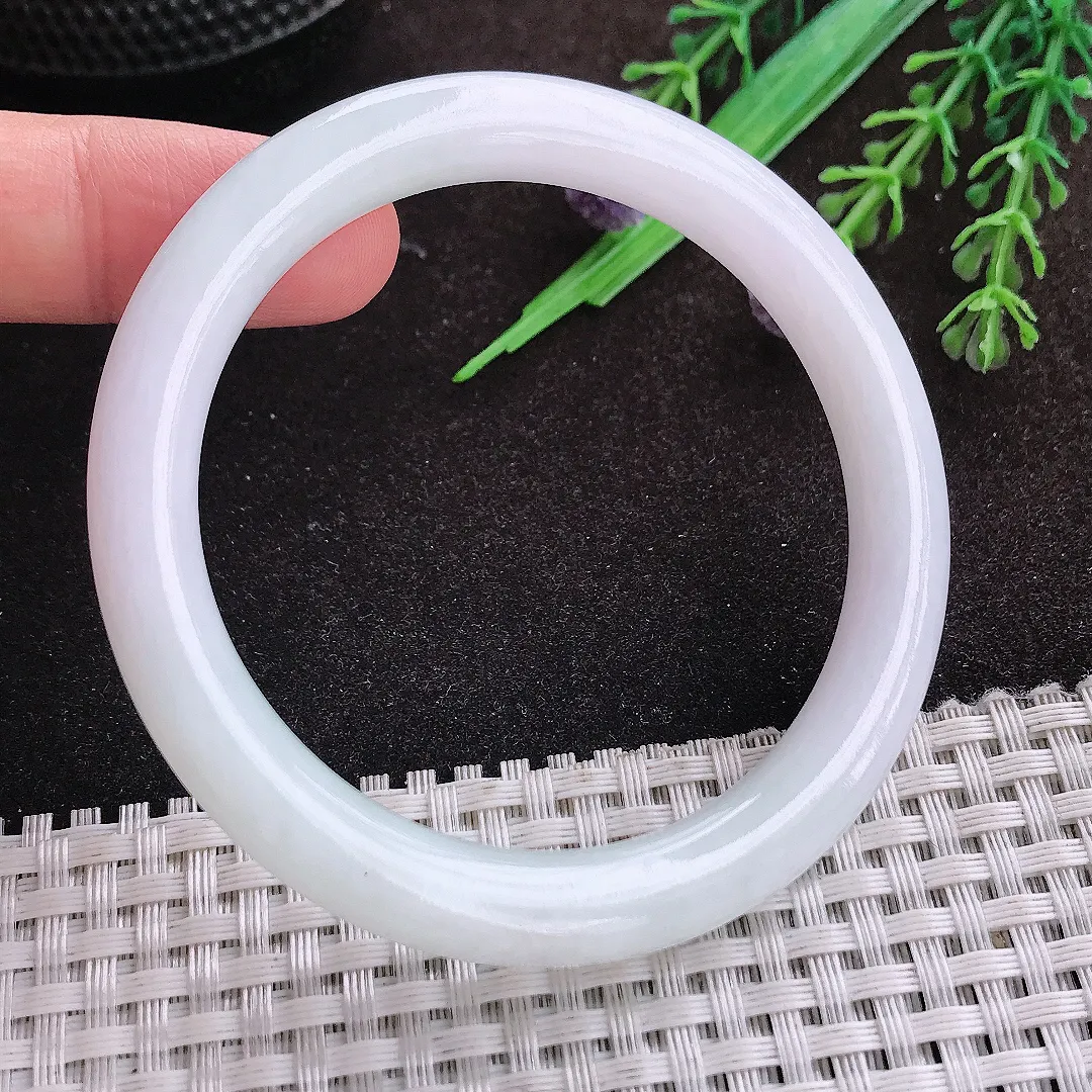 自然光55.5/8.3/8.6老坑秀气冰润圆条手镯翡翠玉镯手环