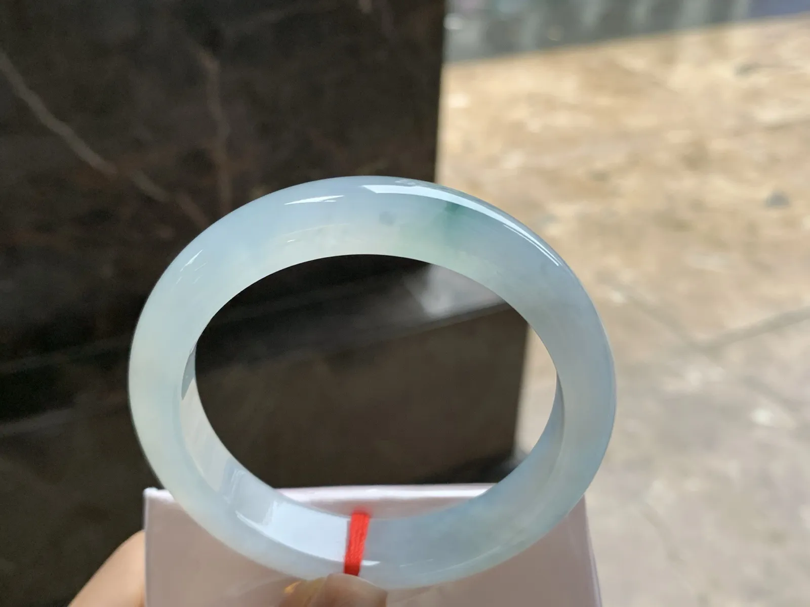 56.5-12.6-8.5

蓝花手镯^_^清新 水润
