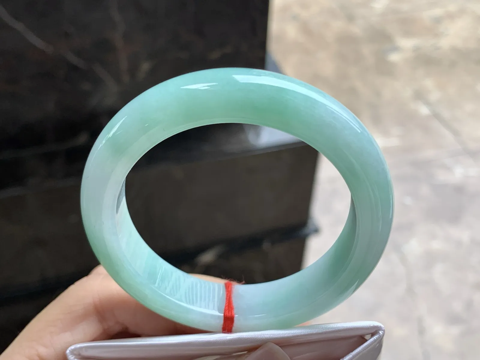 54-13-9

晴绿手镯^_^清新 yezu