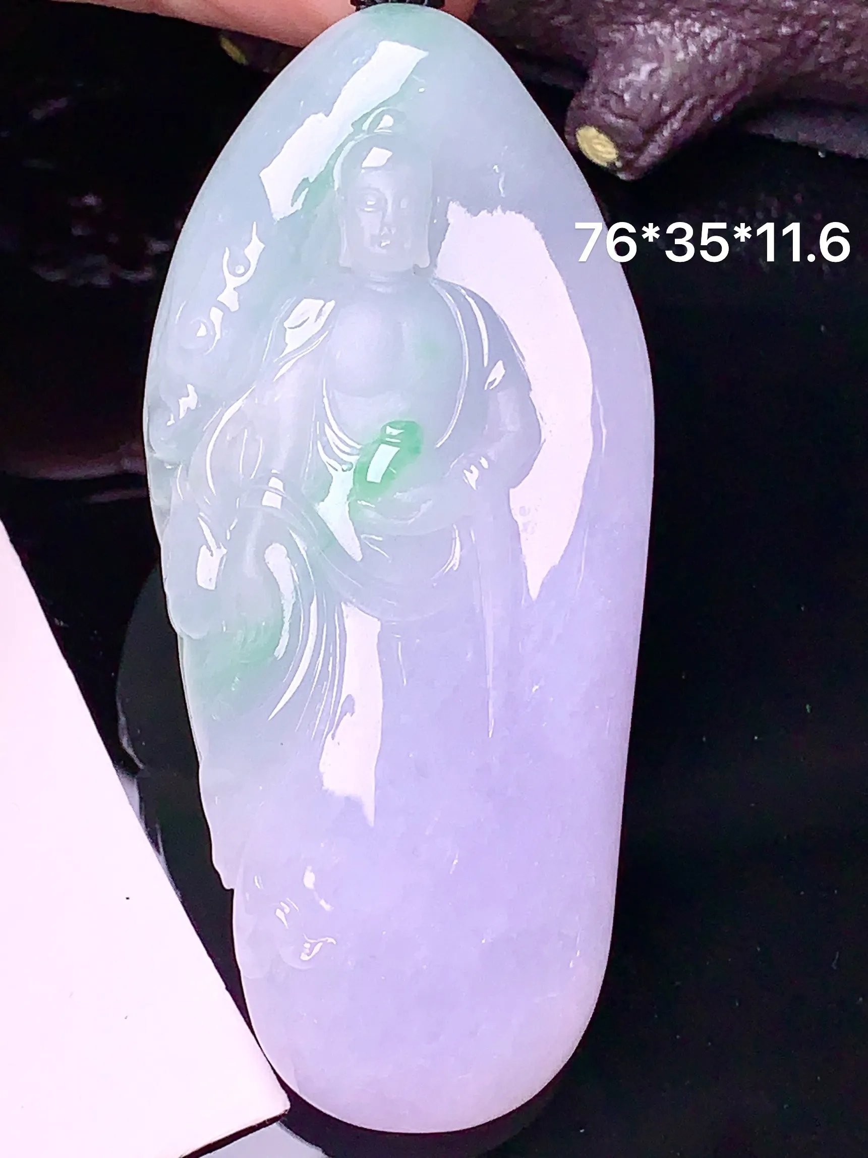飘绿观音吊坠 玉质细腻 水润亮眼 整体尺寸76*35*11.6