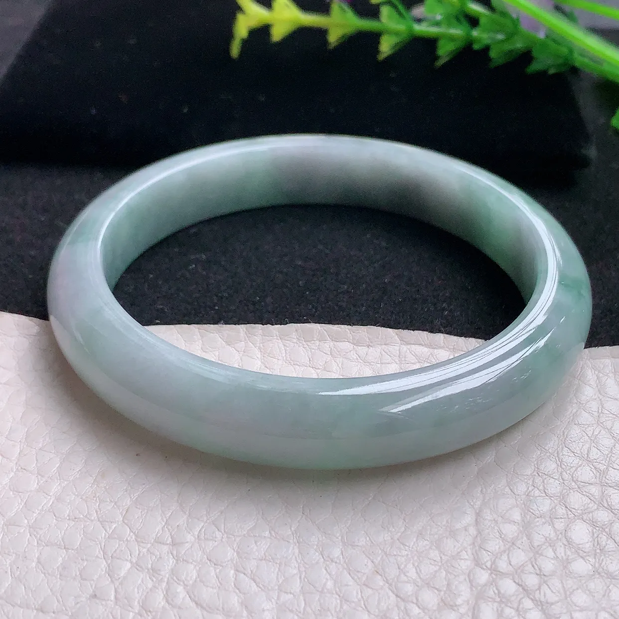 js大圈口61.5*11.3*8平安镯 天然缅甸翡翠韵味宽边玉手镯 珠宝玉手环