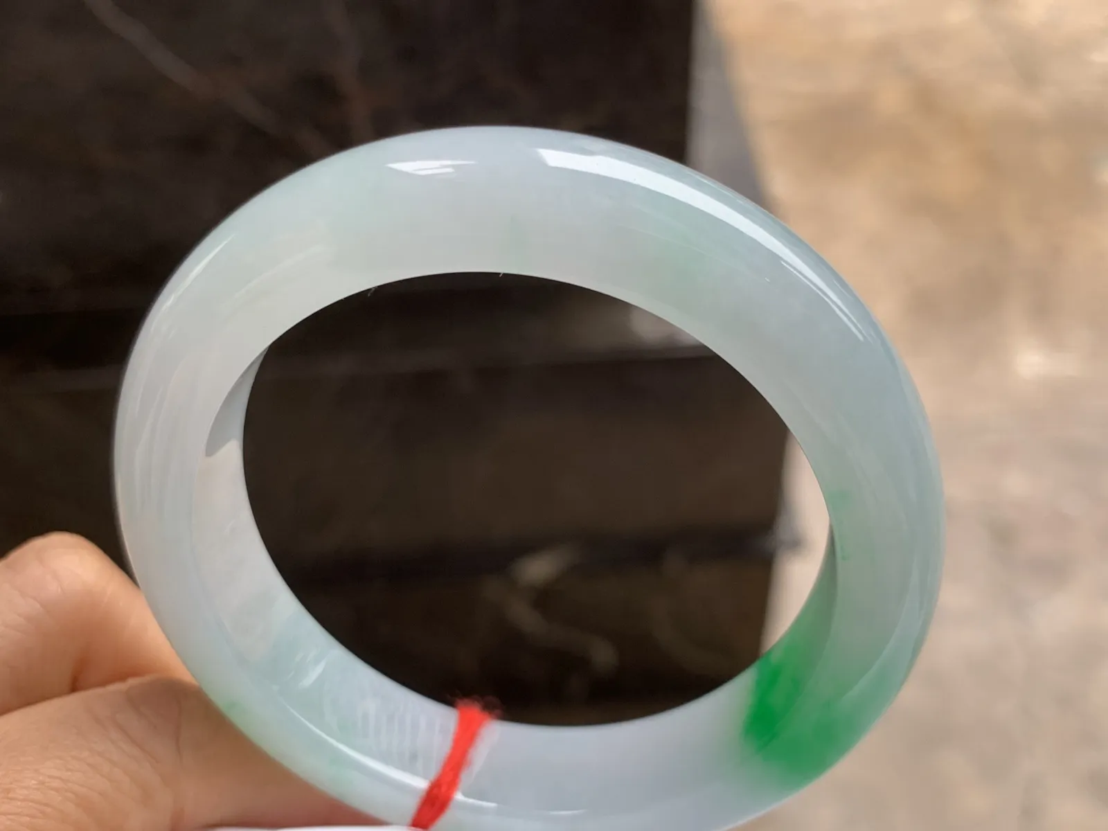 57-13-9.7mm
带色手镯 有种有色 色阳