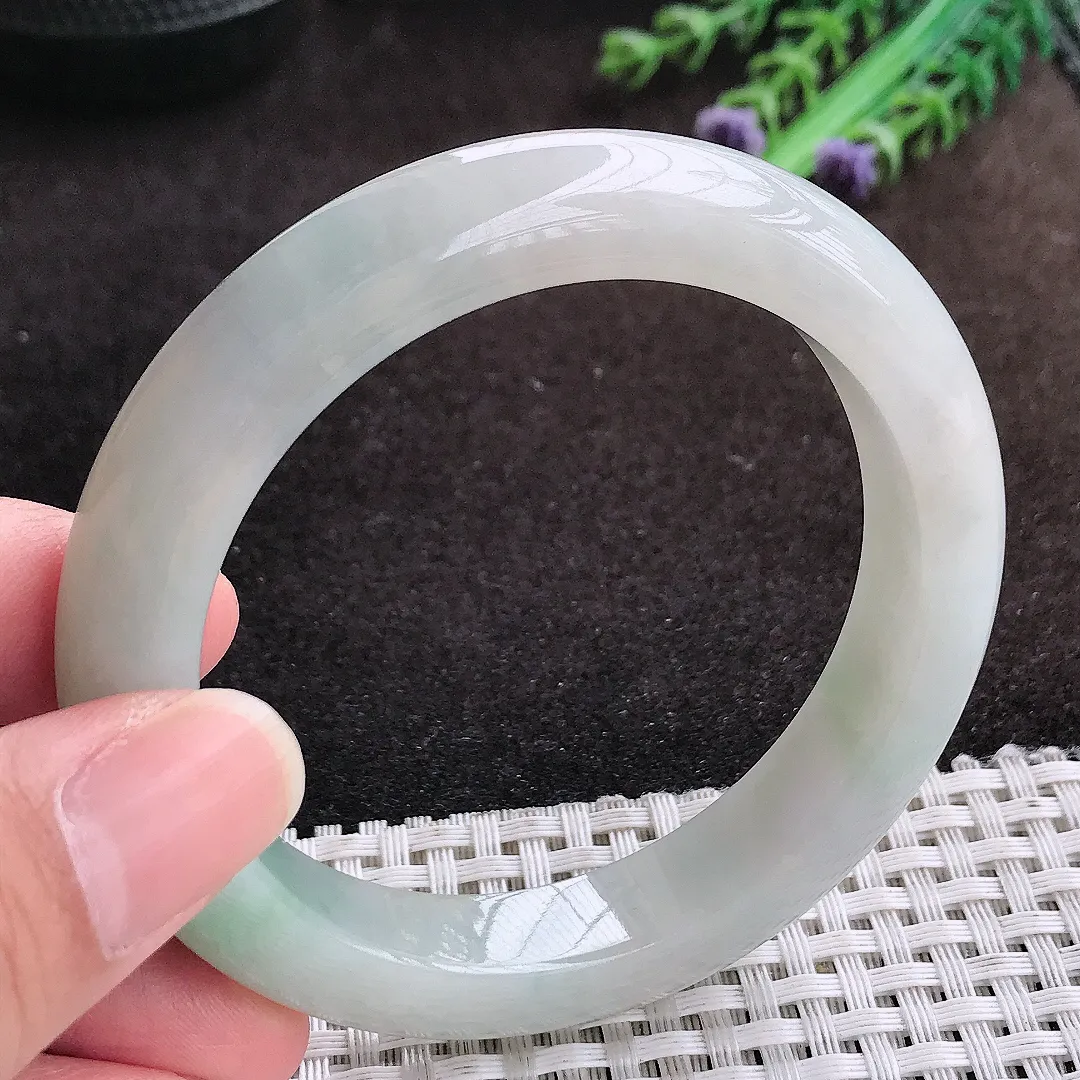 自然光56/11.5/9.3老坑秀气油润手镯宽边翡翠玉镯手环