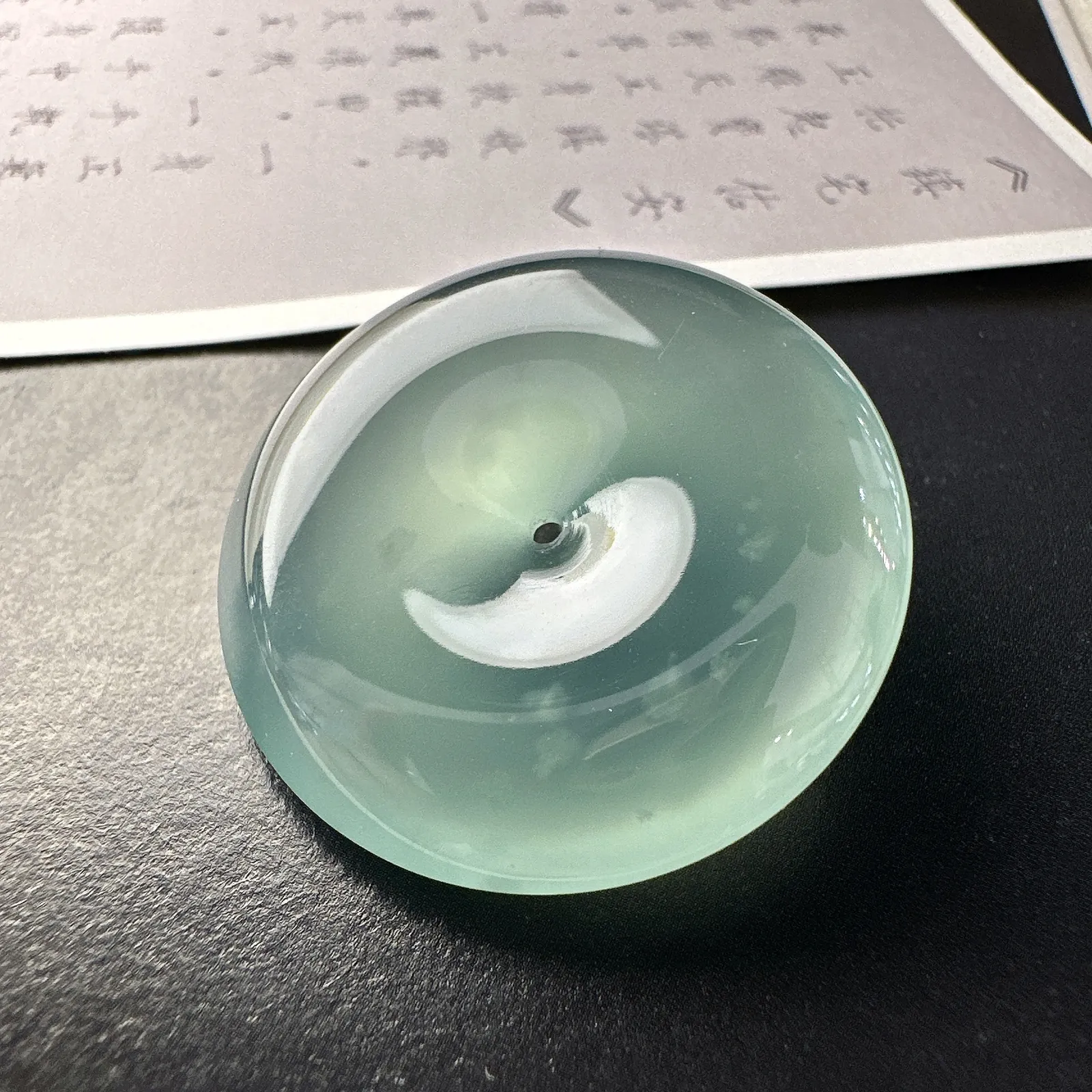 【冰种平安大扣】老坑雪花棉，质地细腻，品质很好，冰感十足，胶感明显，收藏品质