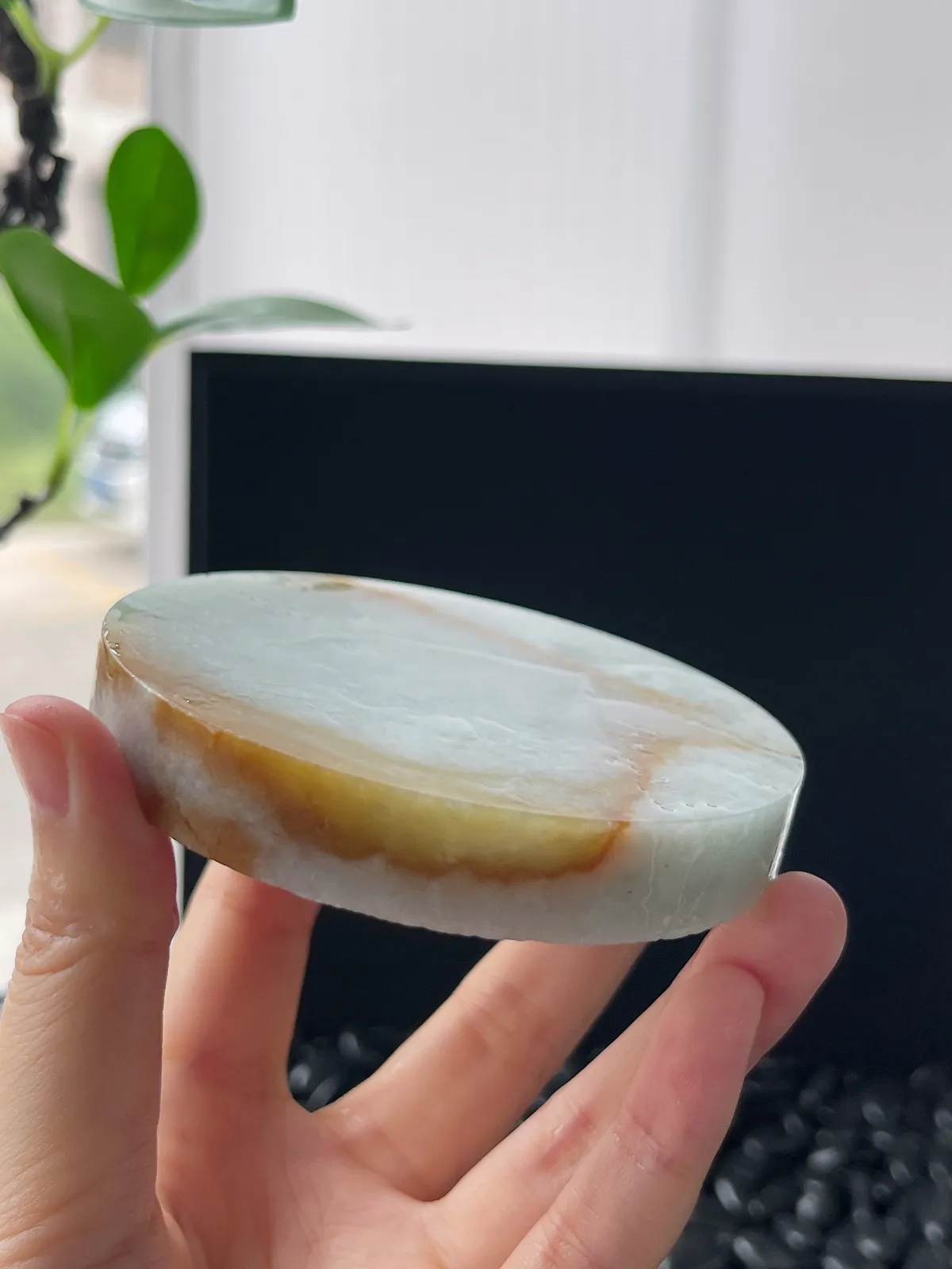 翡翠镯饼，⭕️正圈最大做66，圆条最大做62