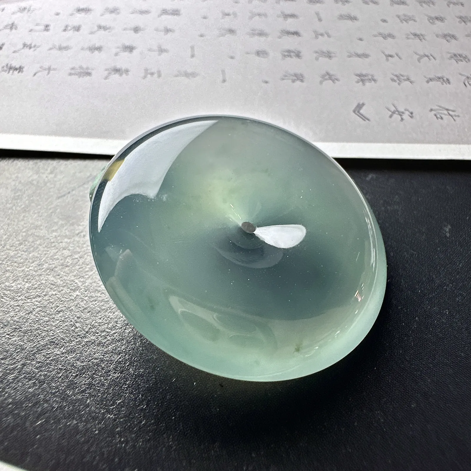 【冰种飘花平安大扣】老坑雪花棉，质地细腻，品质很好，冰感十足，胶感明显，收藏品质
