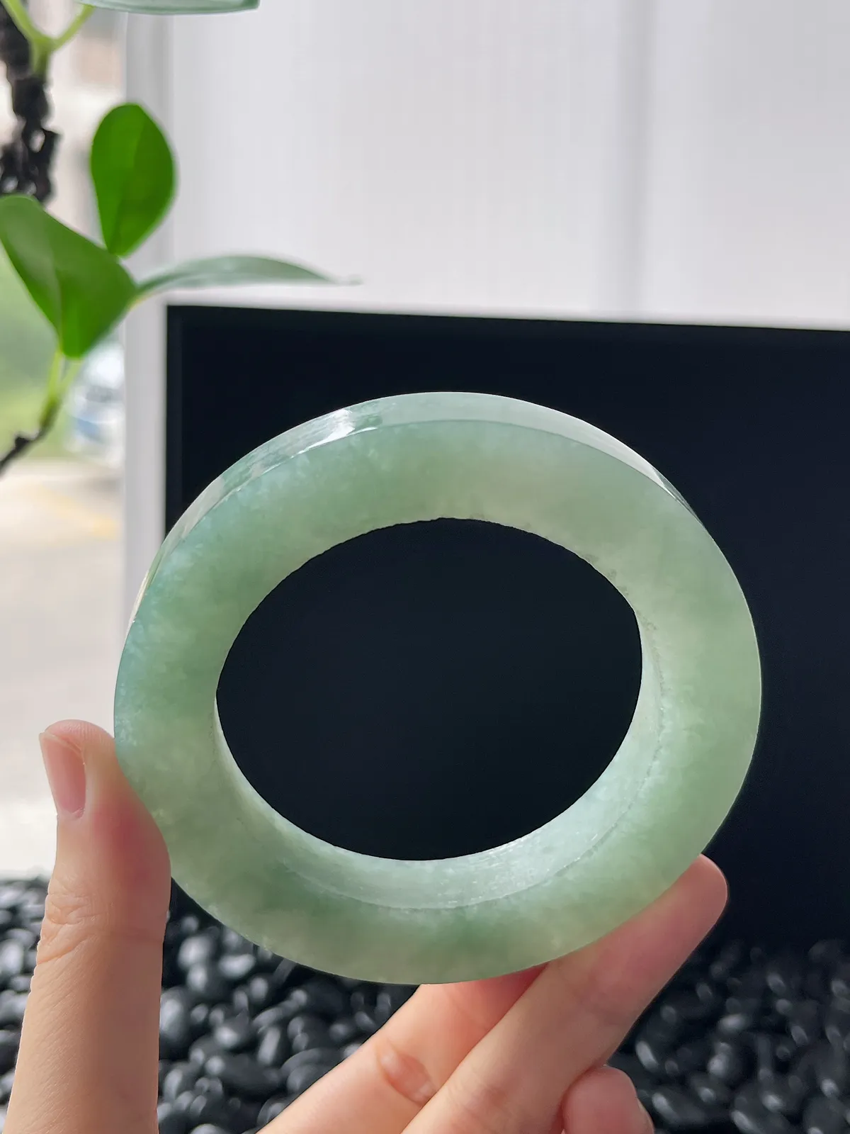 翡翠毛坯，⭕️正圈最大做64，圆条最大做60；最小做55.4