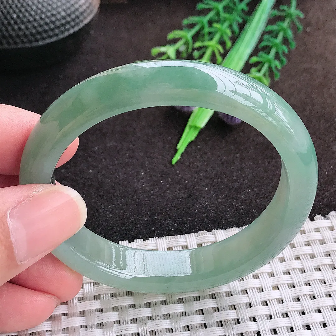 自然光53.5/48/12/7.5老坑冰润起胶油绿贵妃手镯宽边翡翠玉镯手环