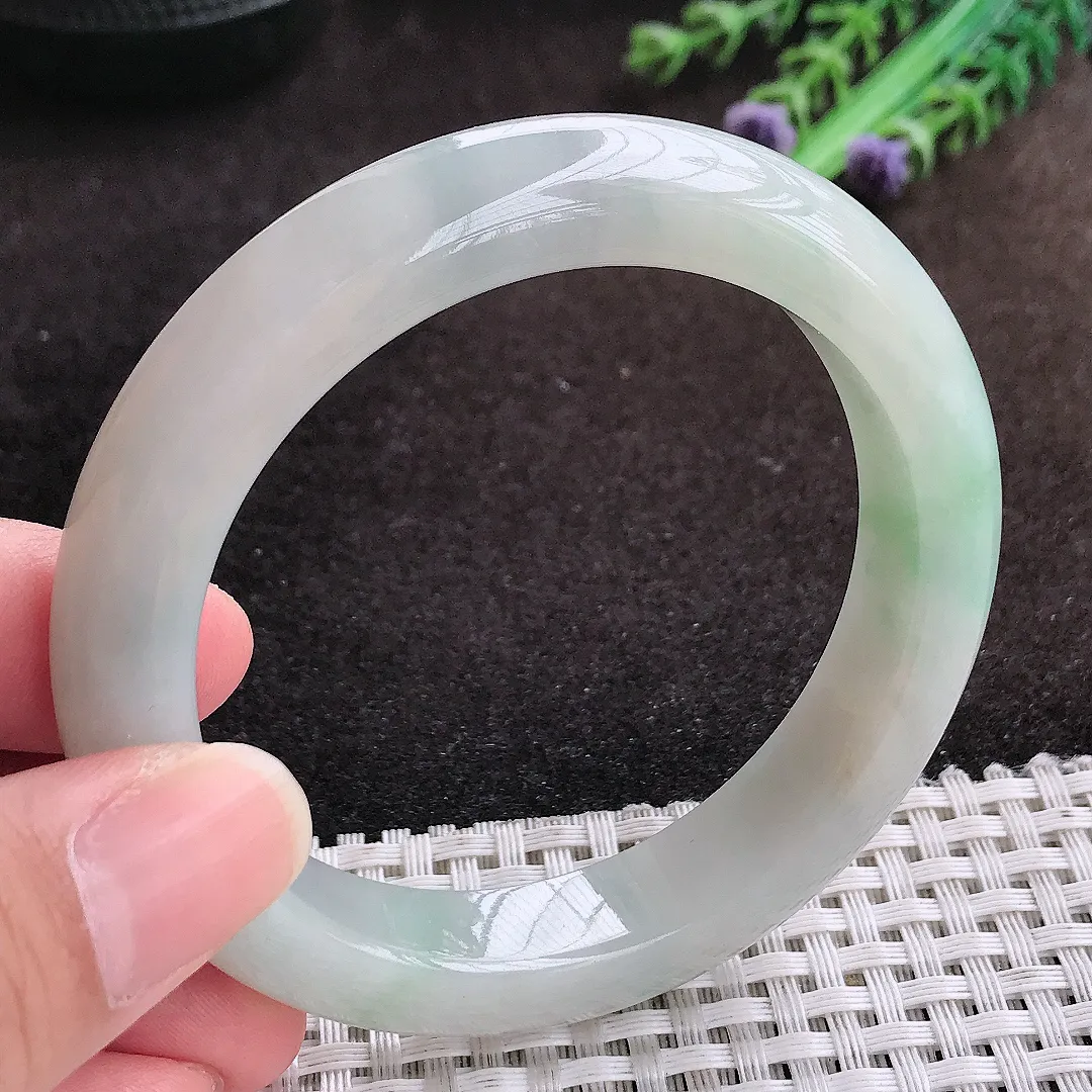 自然光56/11.5/9.3老坑秀气油润手镯宽边翡翠玉镯手环