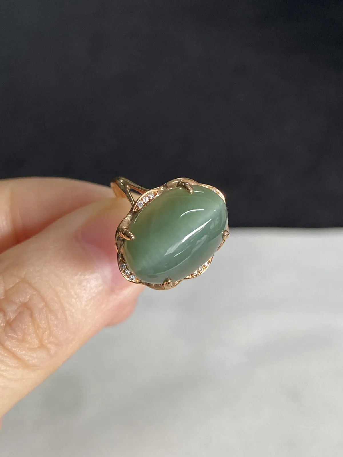 和田玉戒指，印记：Au750,伴钻石