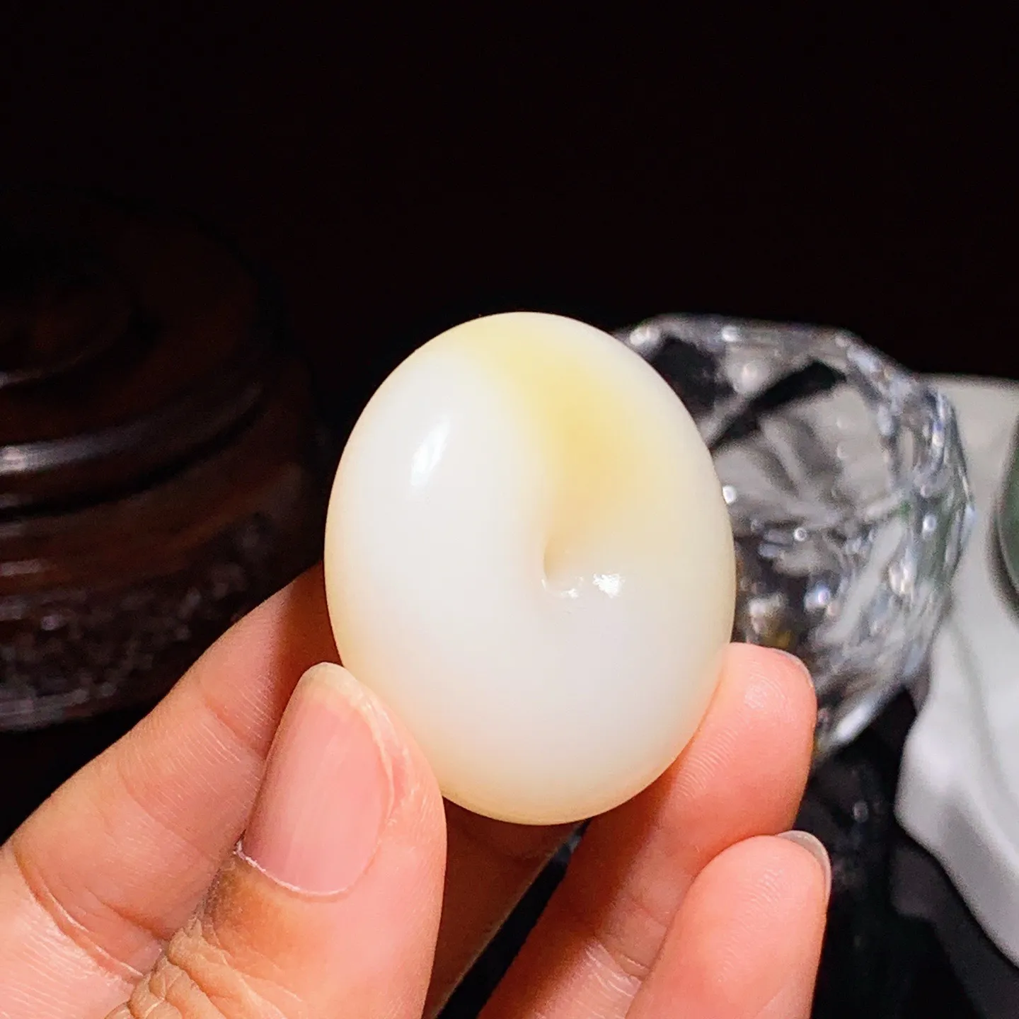 新疆和田玉且末糖羊脂白玉平安扣挂件  尺寸36/12.5重29.5克 玉质细腻油润 底色纯净 脂粉好，品质好。lt251021
