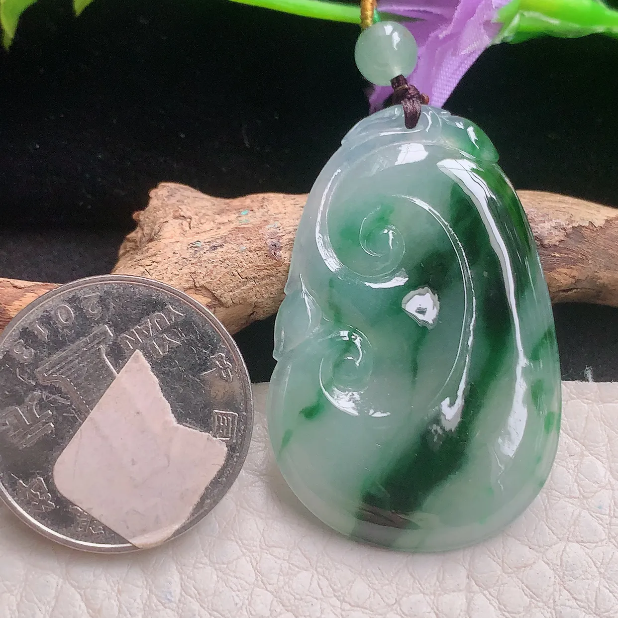 lz自然光42*27.5*4.2天然缅甸翡翠飘花大如意玉吊坠 玉挂件