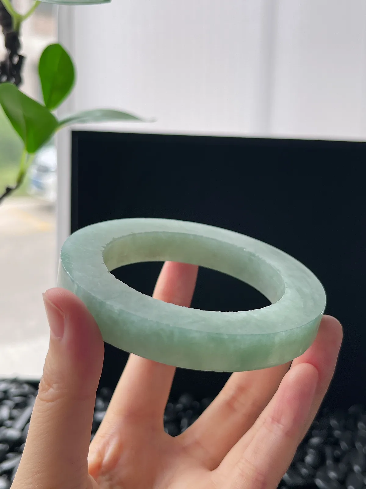翡翠毛坯，⭕️正圈最大做64，圆条最大做60；最小做55.4
