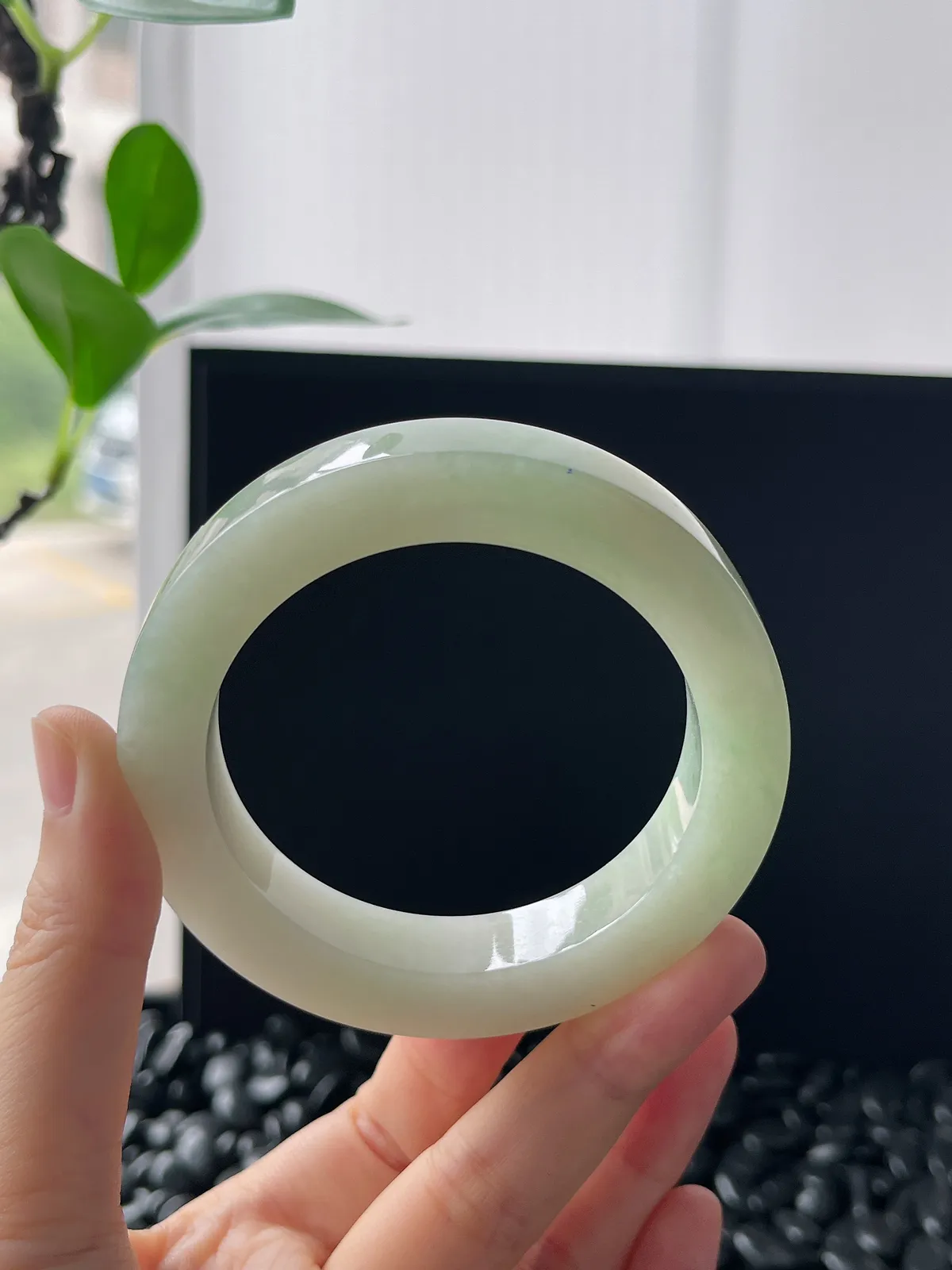 翡翠镯饼，⭕️正圈最大做58，最小做54