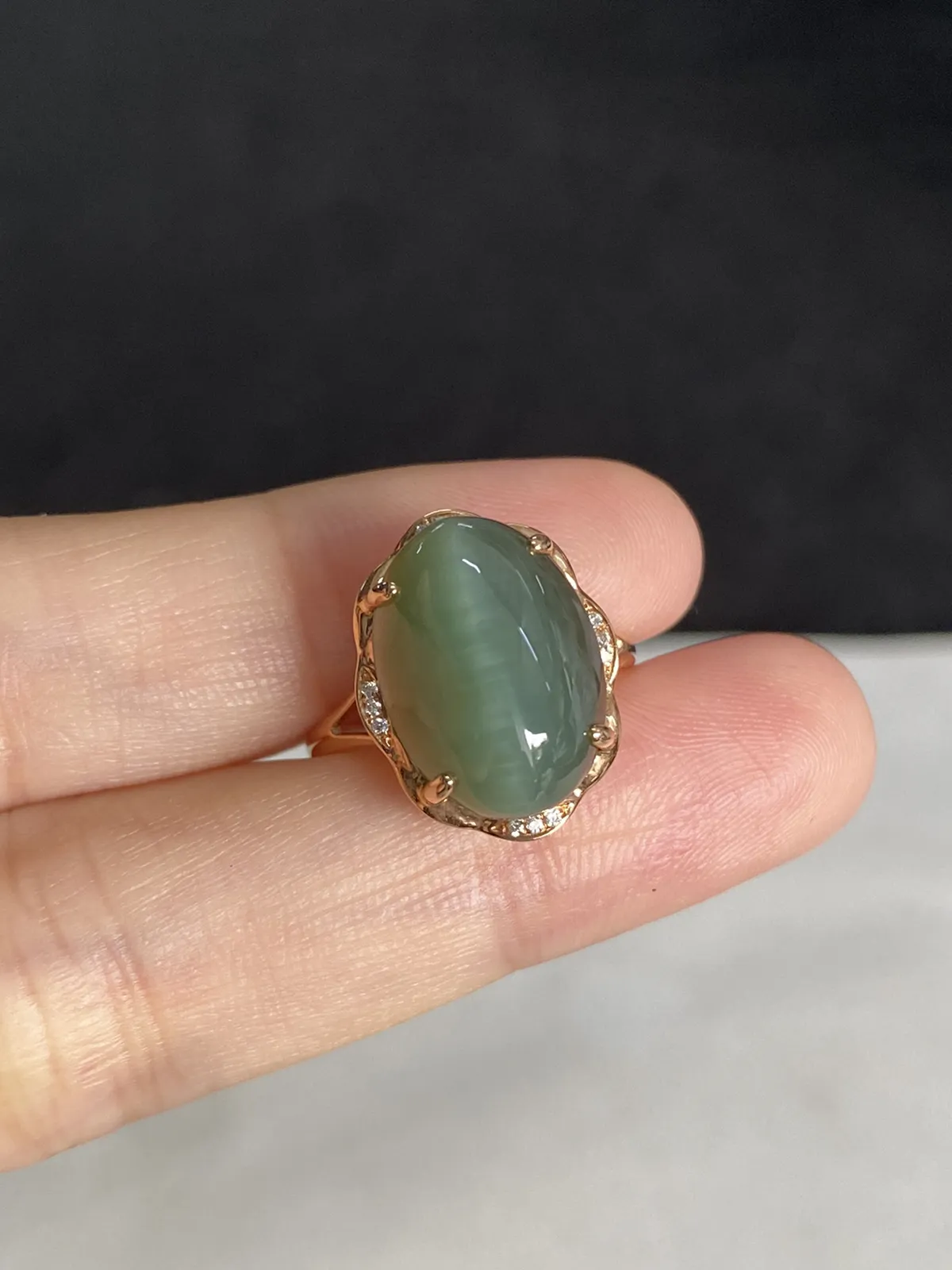 和田玉戒指，印记：Au750,伴钻石