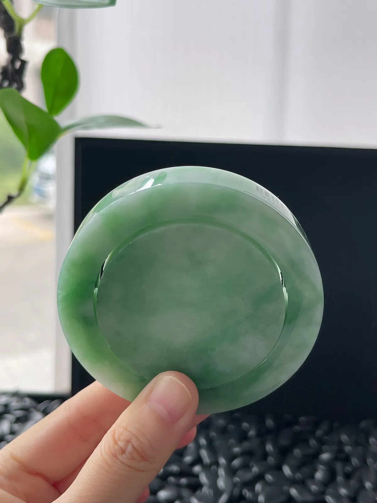 翡翠镯饼，⭕️正圈最大做54；最小做51.5