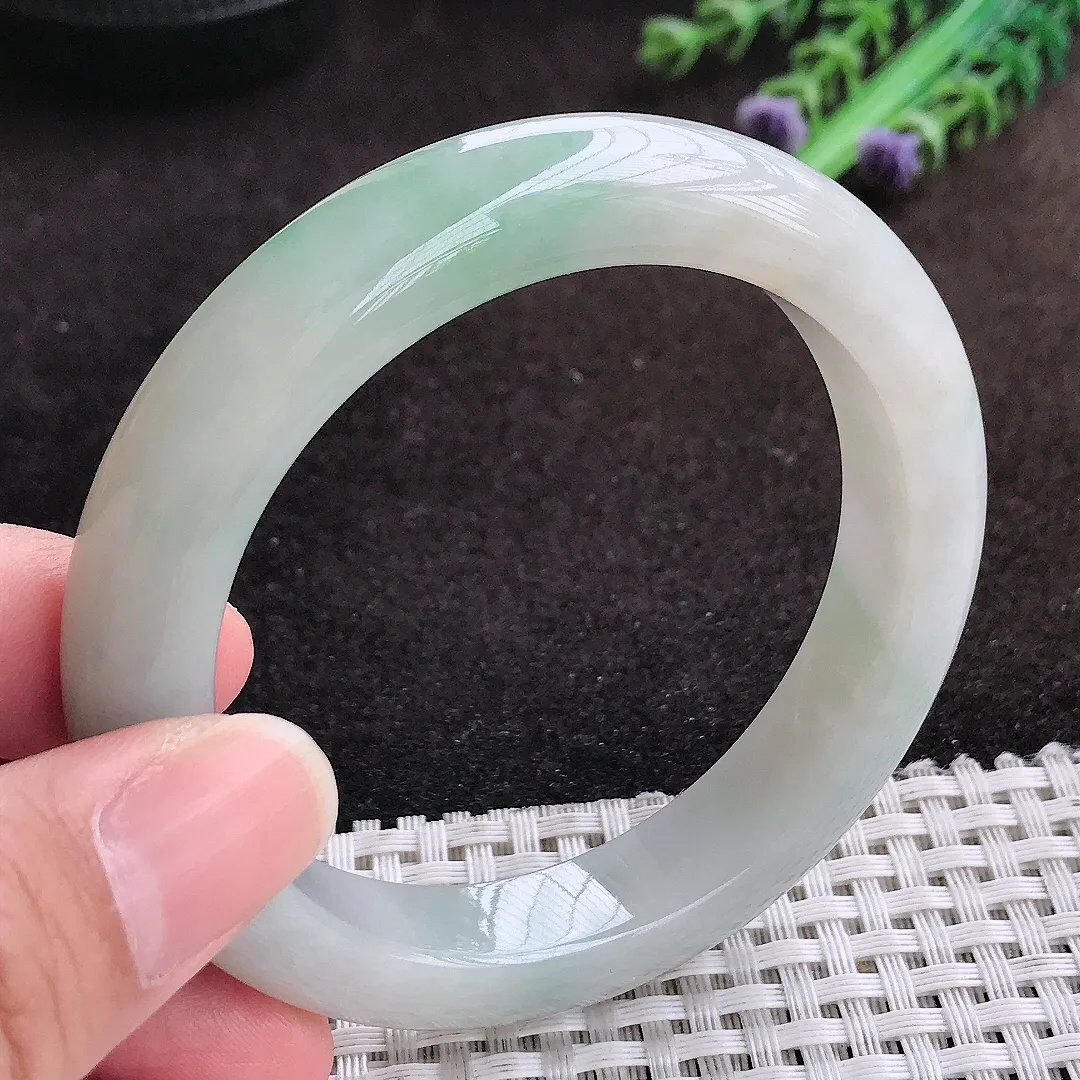 自然光56/11.5/9.3老坑秀气油润手镯宽边翡翠玉镯手环