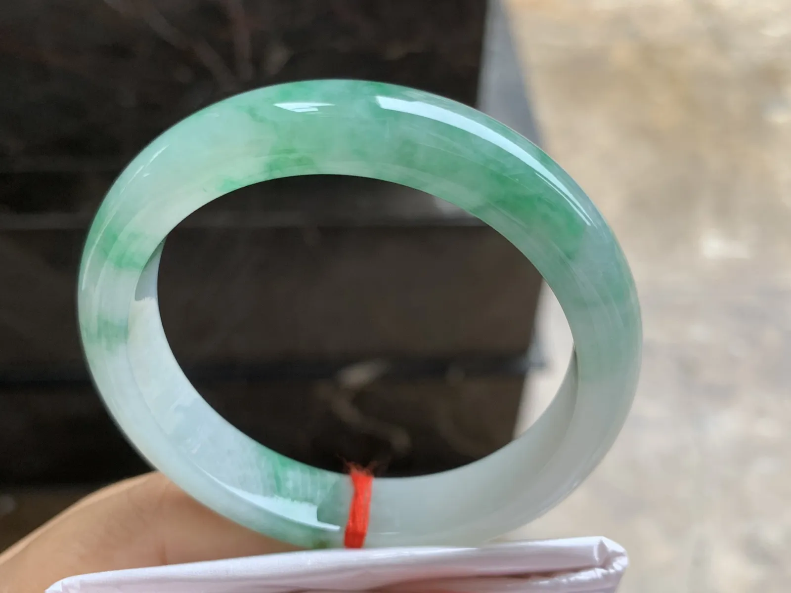 53-11.3-8mm
带色手镯  底子细腻 水润 性价比推荐