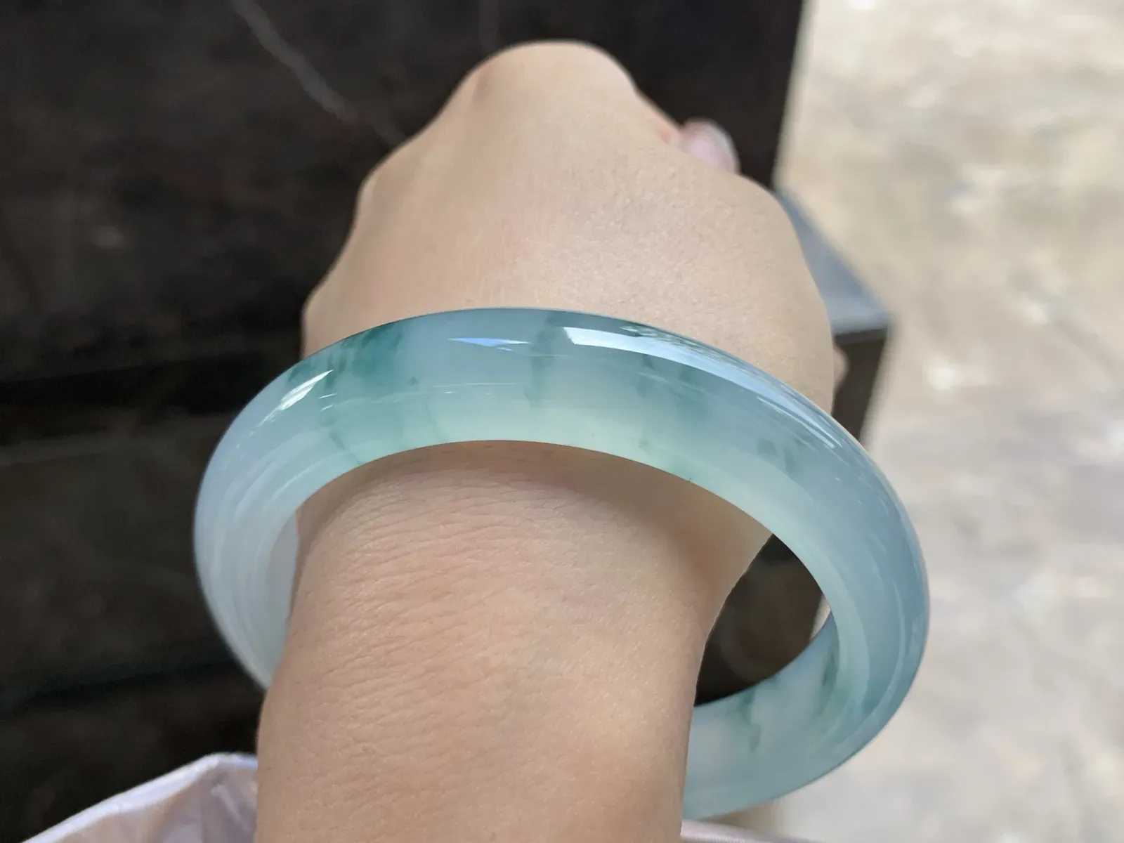 57.5-12.5-9

冰蓝花手镯^_^冰透 飘花灵韵
