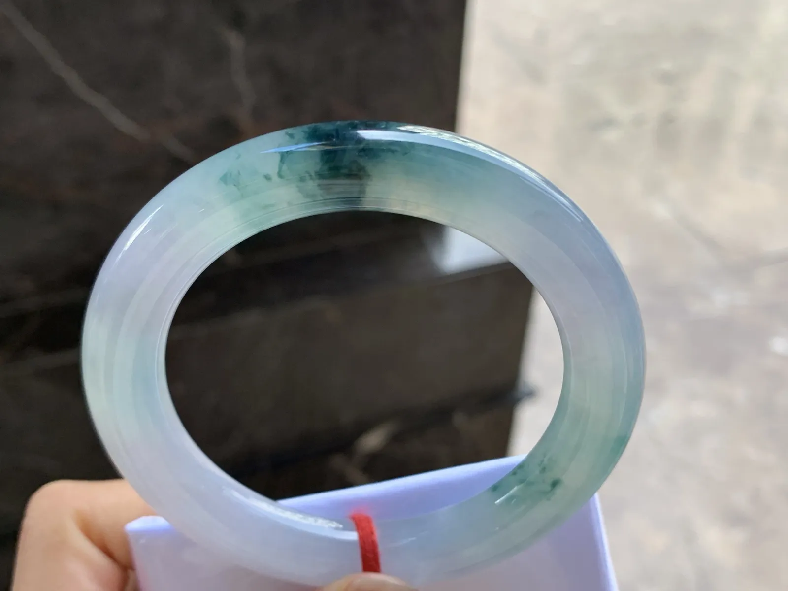 57-10.6

冰蓝花圆条手镯^_^飘花浓郁